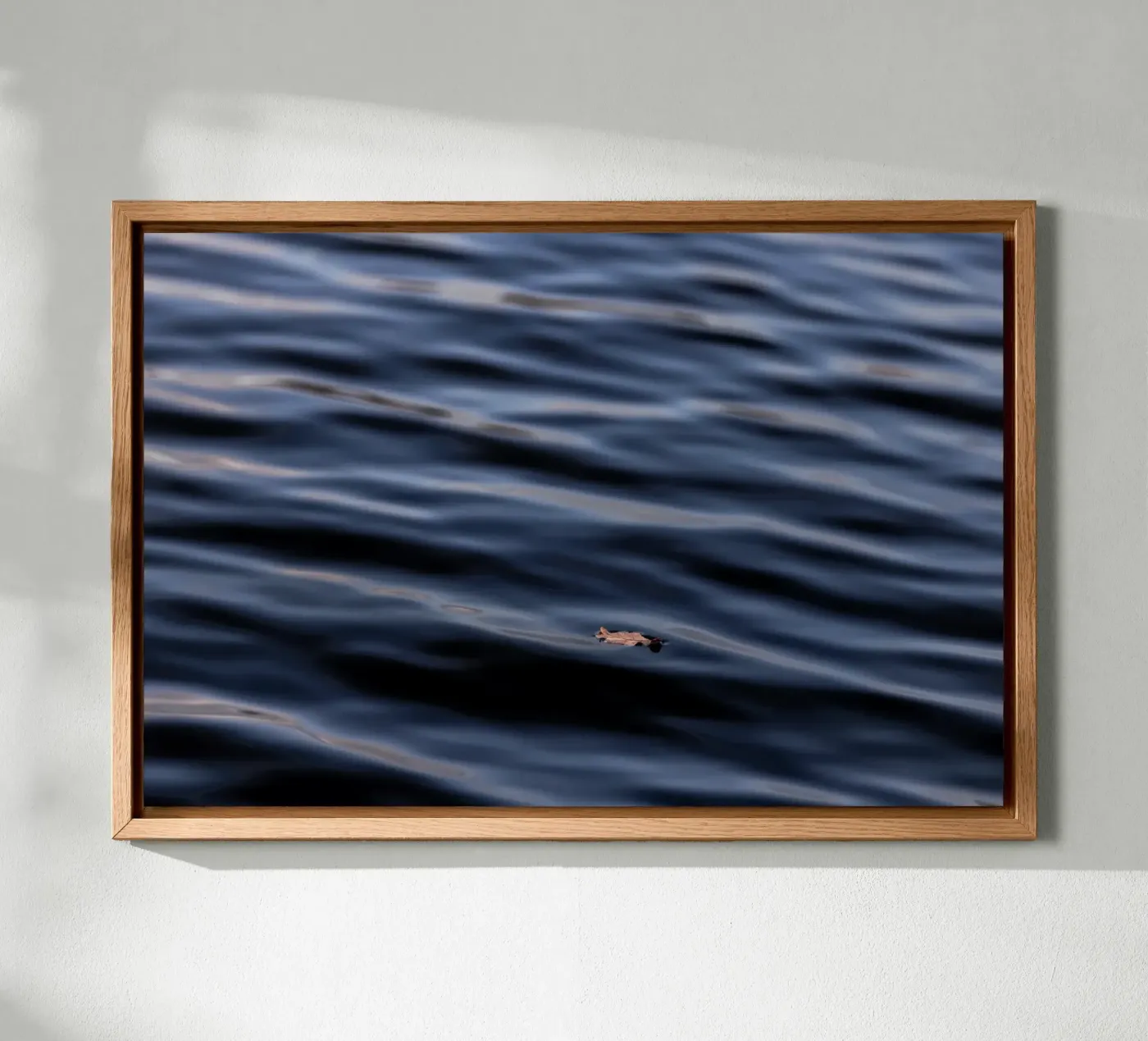 Floating Leaf 1 panneau forex de Mareike Böhmer Photography
