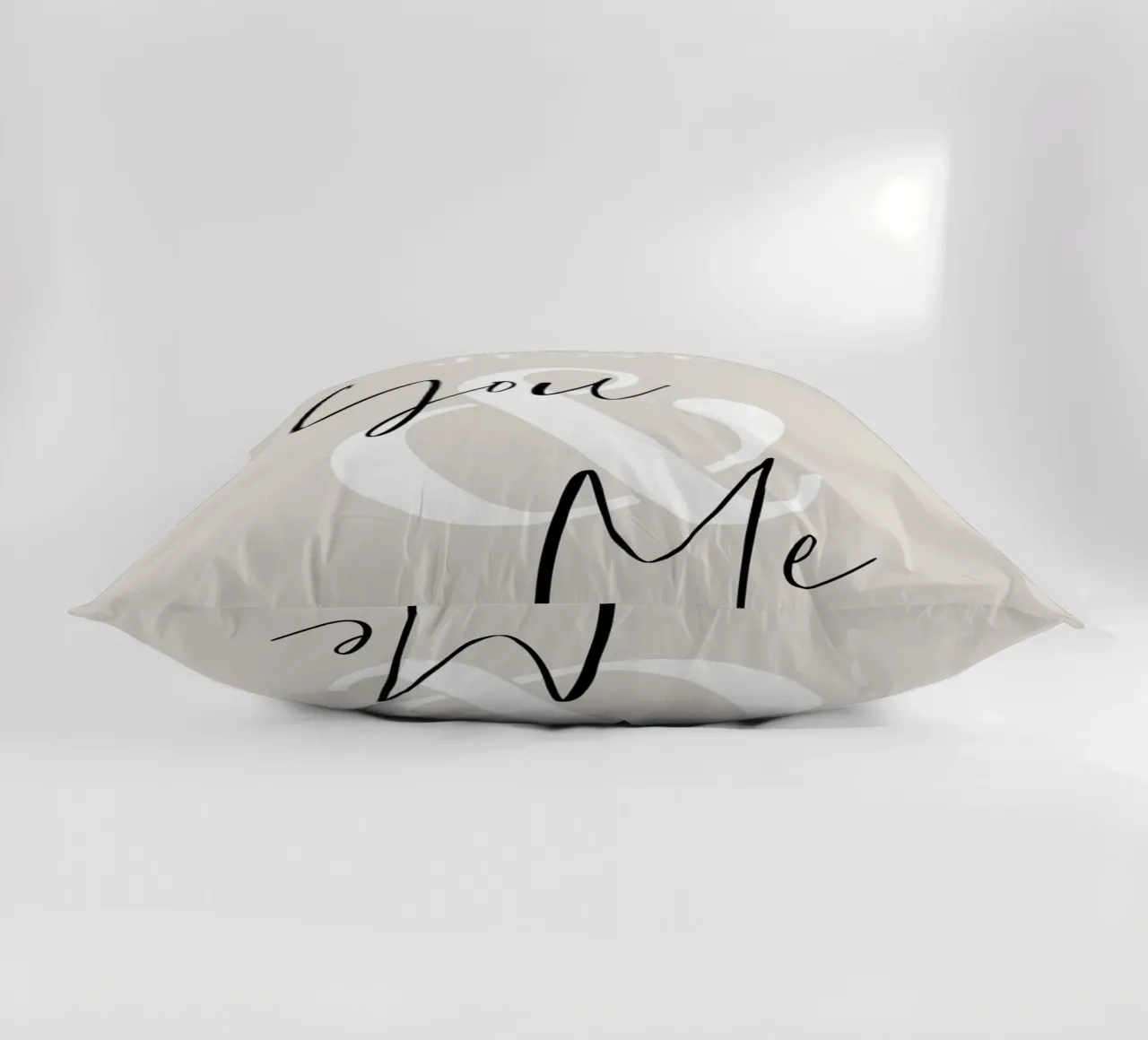 Just You & Me cuscino da Melanie Viola