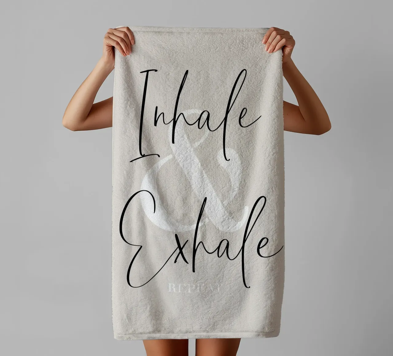 Inhale & Exhale Repeat asciugamano da bagno da Melanie Viola