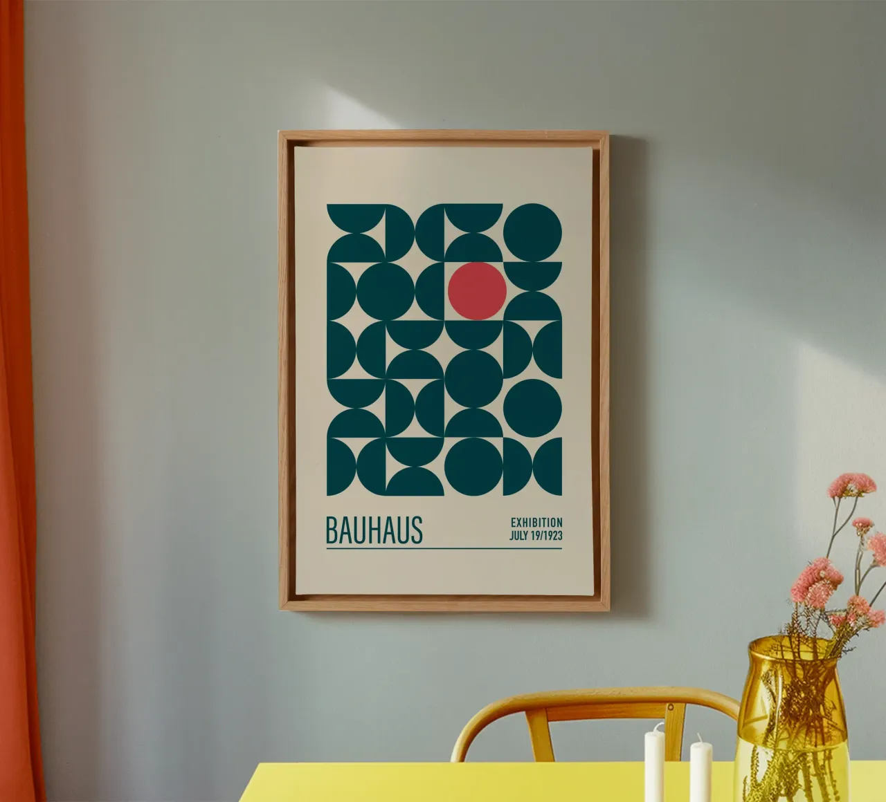 Emel Tunaboylu - Mostra Bauhaus 1923 05 tela con Cornice a cassetta da The Artcircle