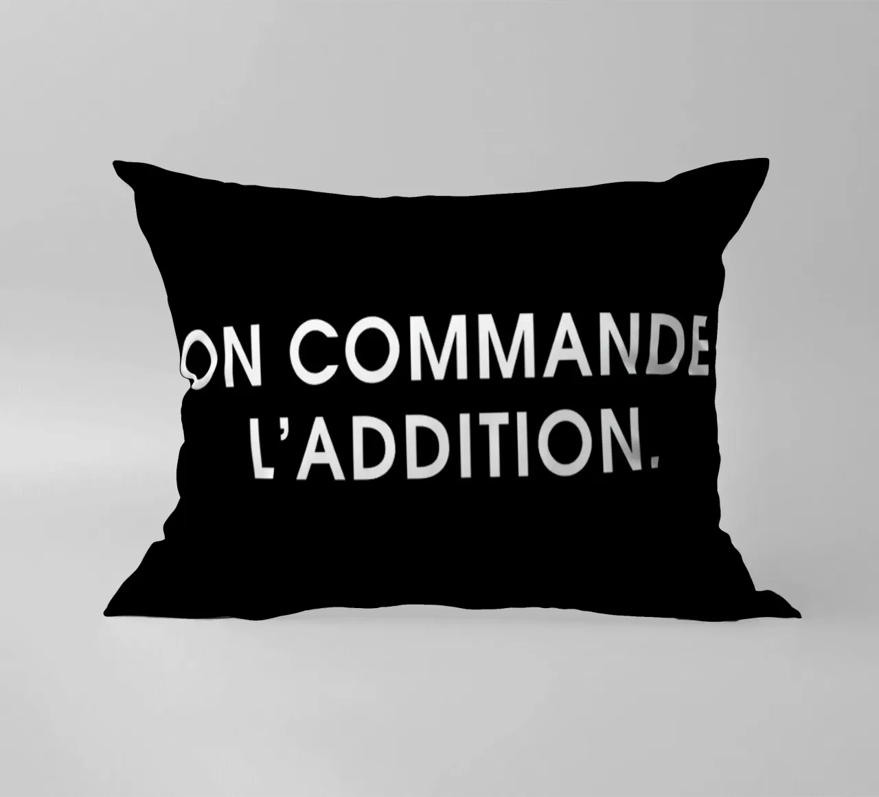 On commande l'addition - Black coussin de Intertitres