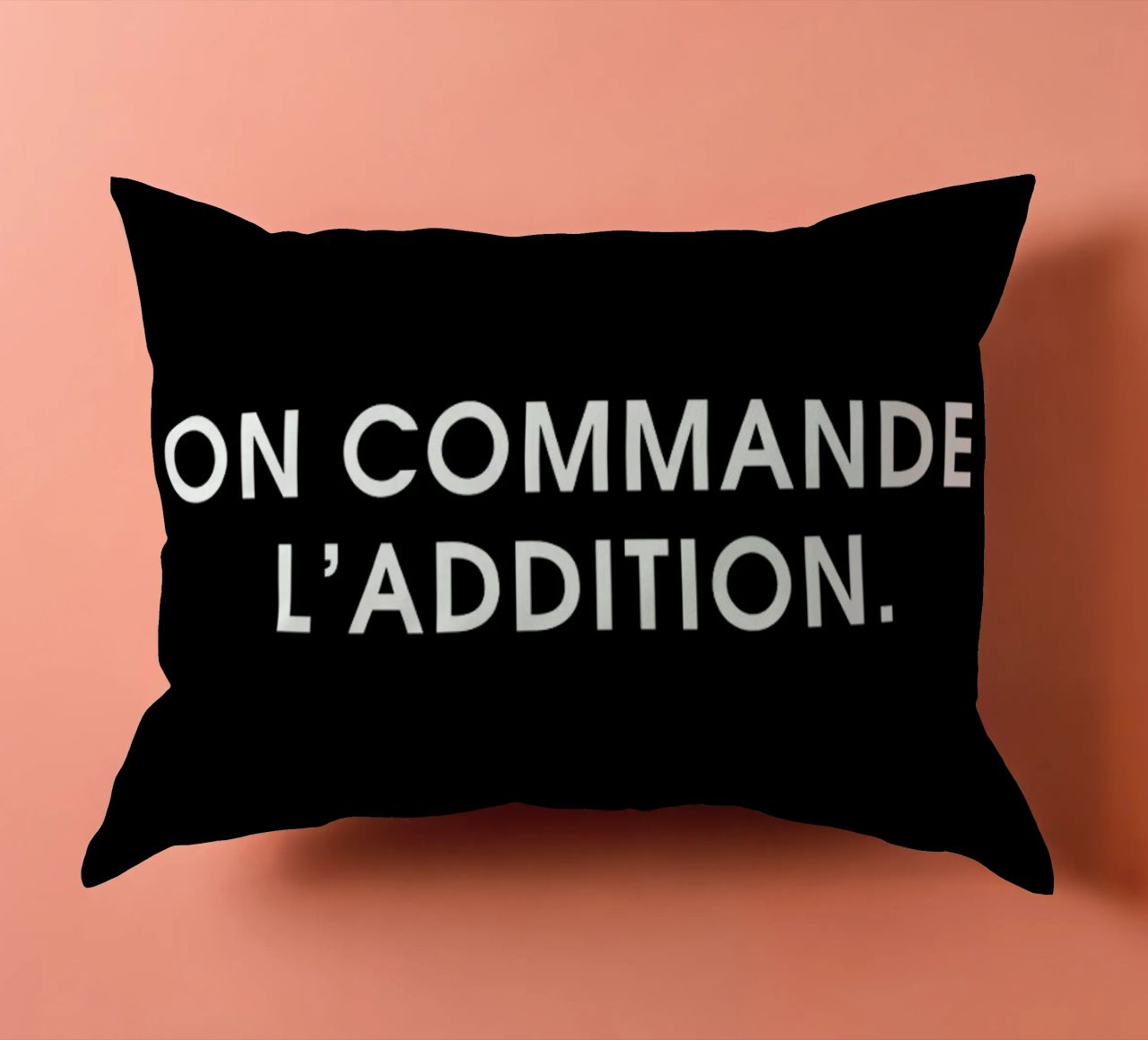 On commande l'addition - Black cuscino da Intertitres