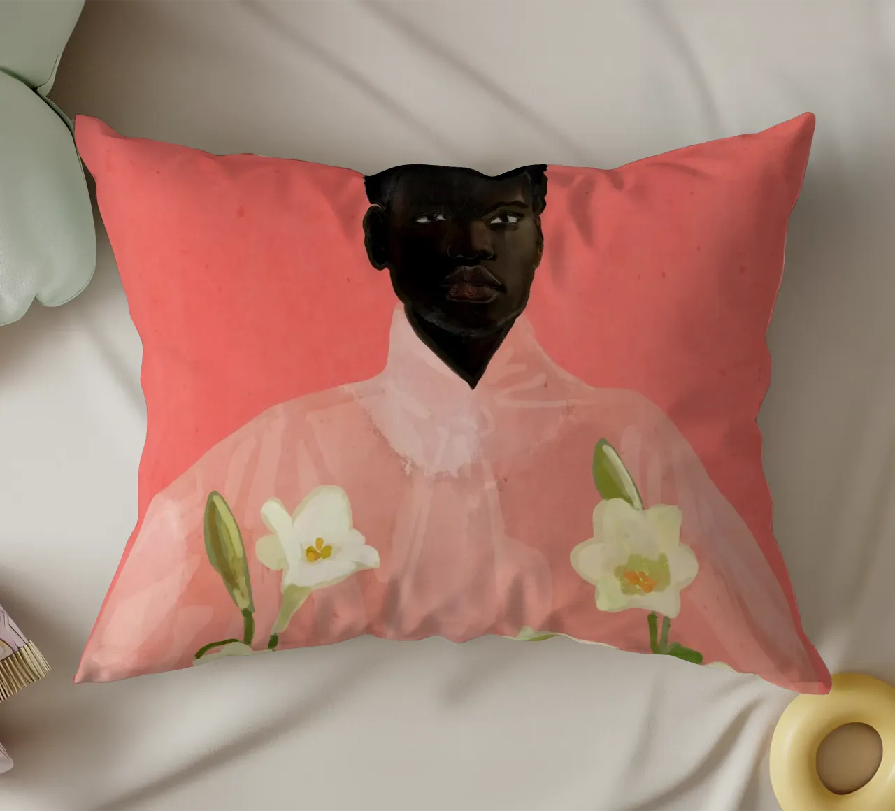 Ragazza con fiori in mano cuscino da ThingDesign