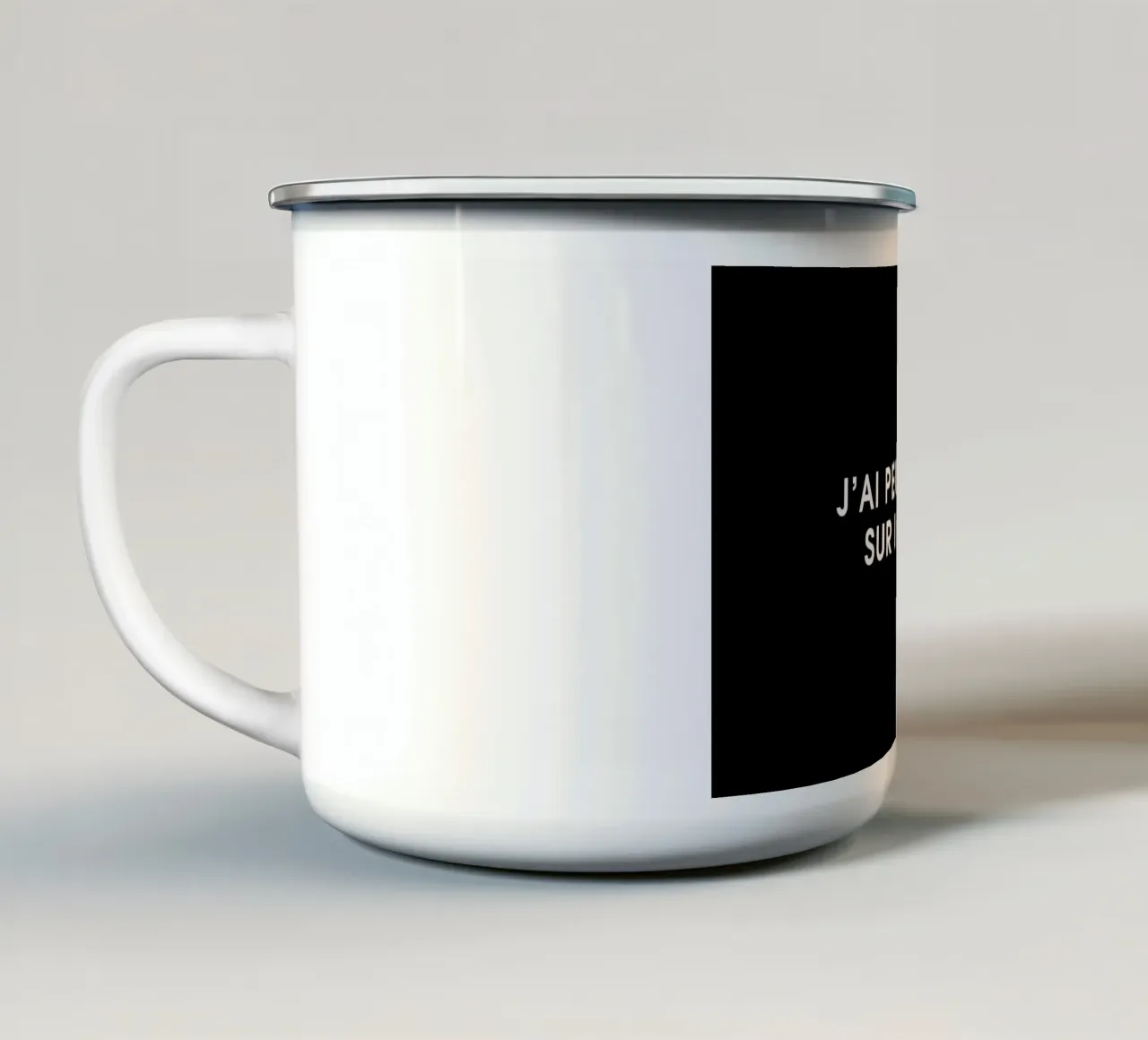 J'ai peur d'aller sur Internet - Black tazza in smalto da Intertitres