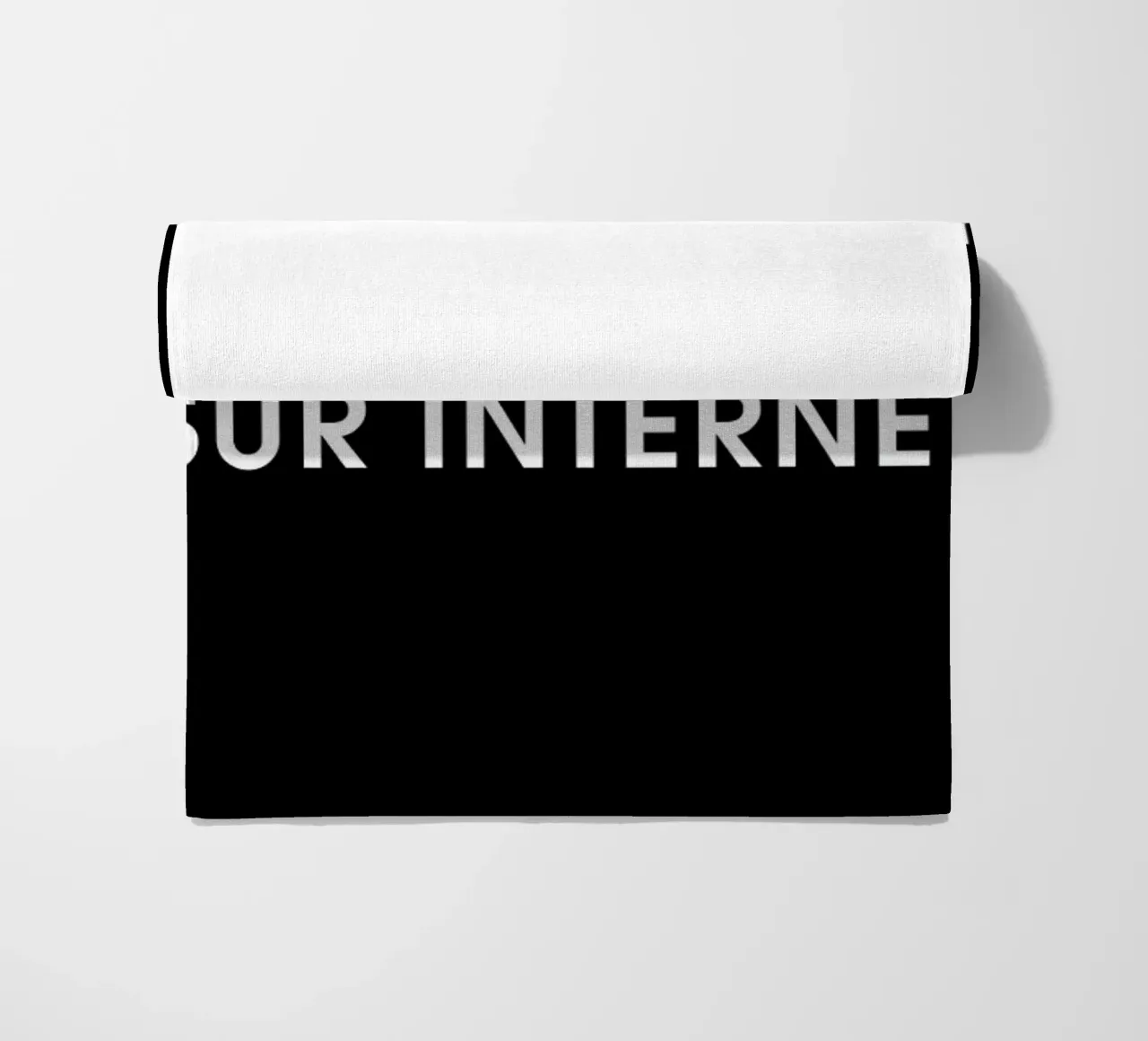 J'ai peur d'aller sur Internet - Black telo mare da Intertitres