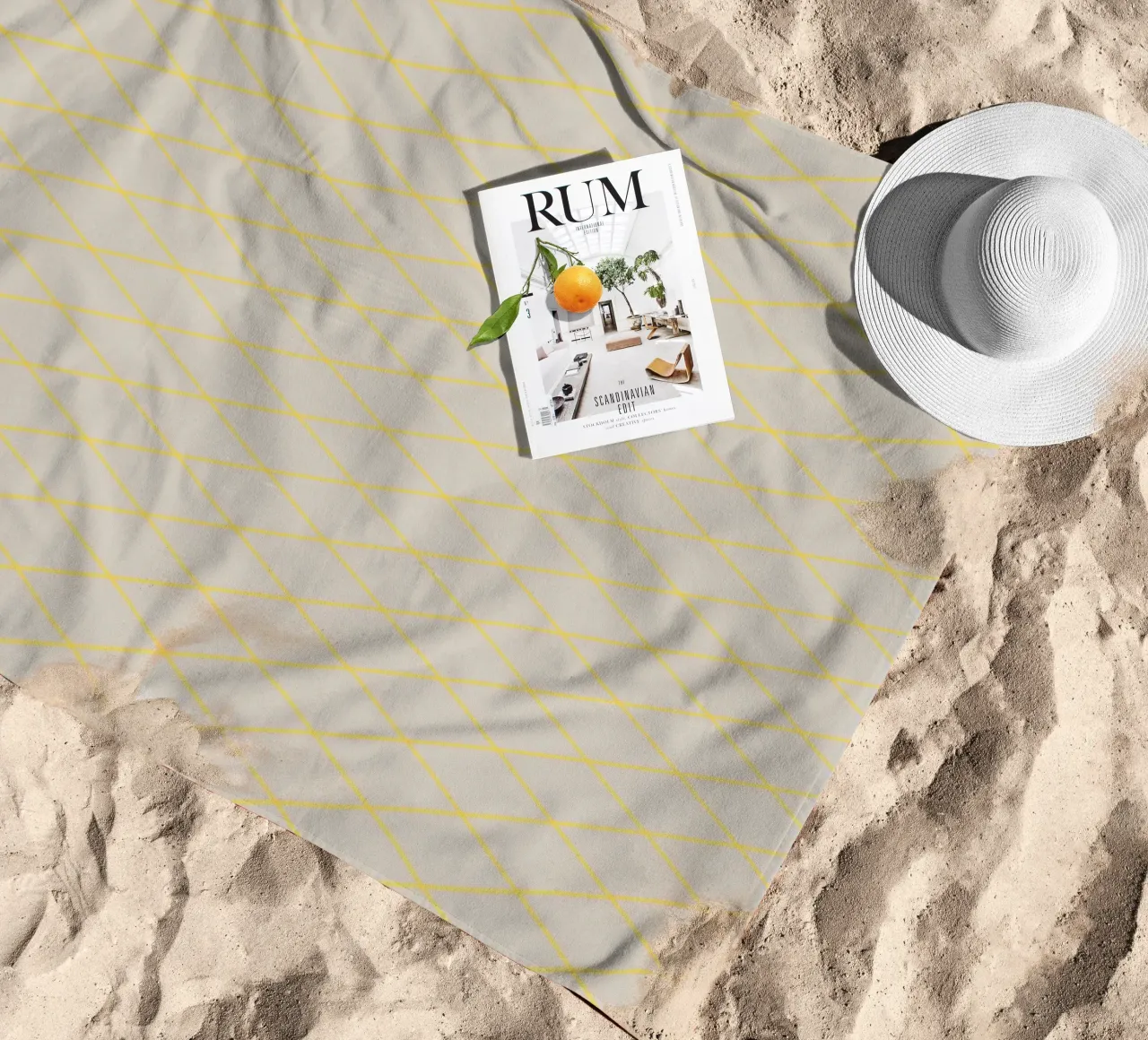 Geometrics Yellow telo mare da Kate Westworth