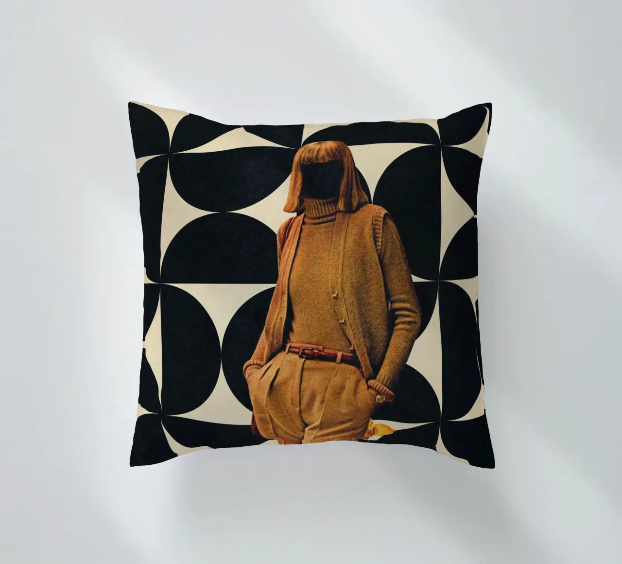 1978 - Annie Retro Collection decorative cushion by Frank Moth
