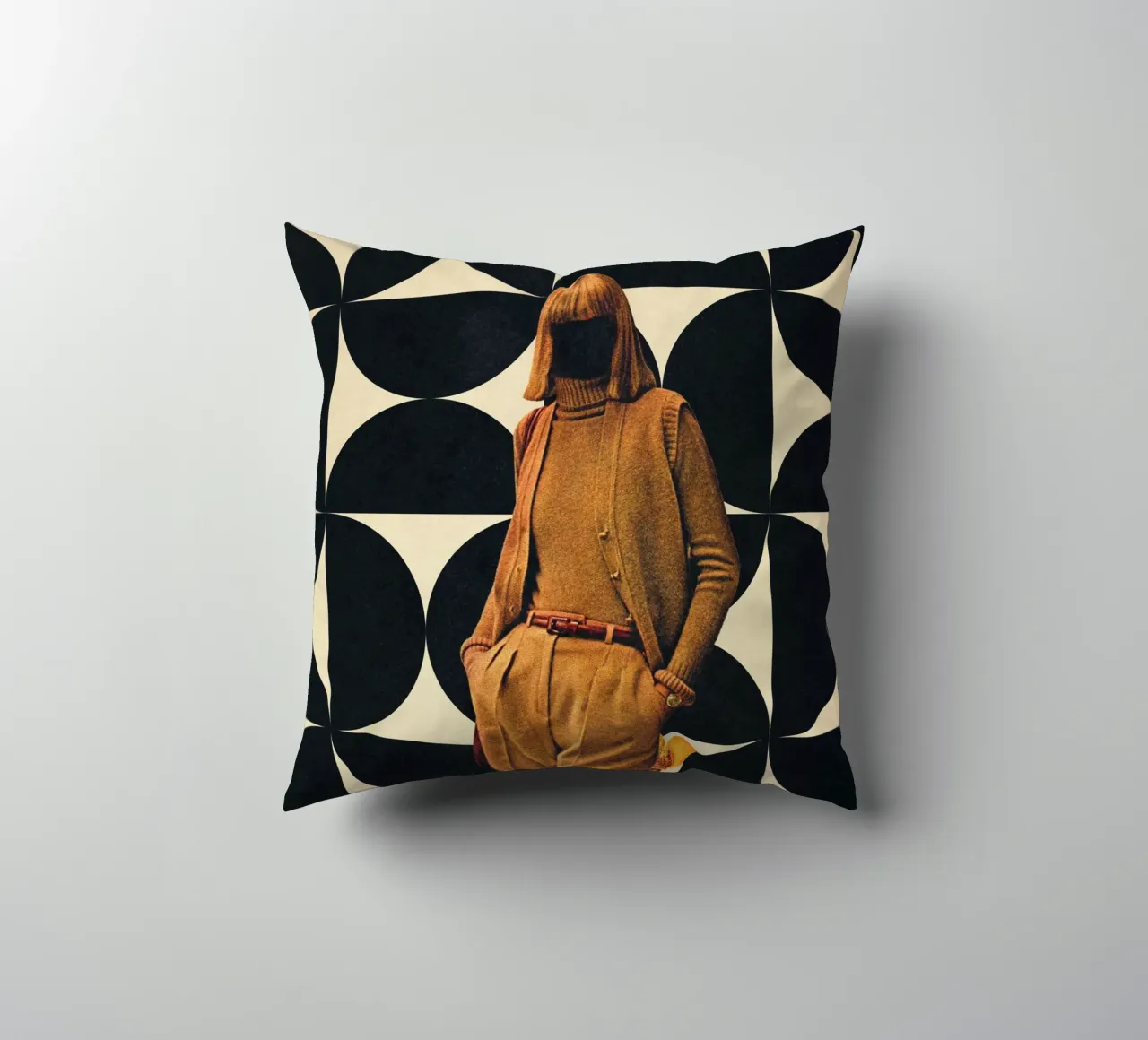 1978 - Annie Retro Collection decorative cushion by Frank Moth