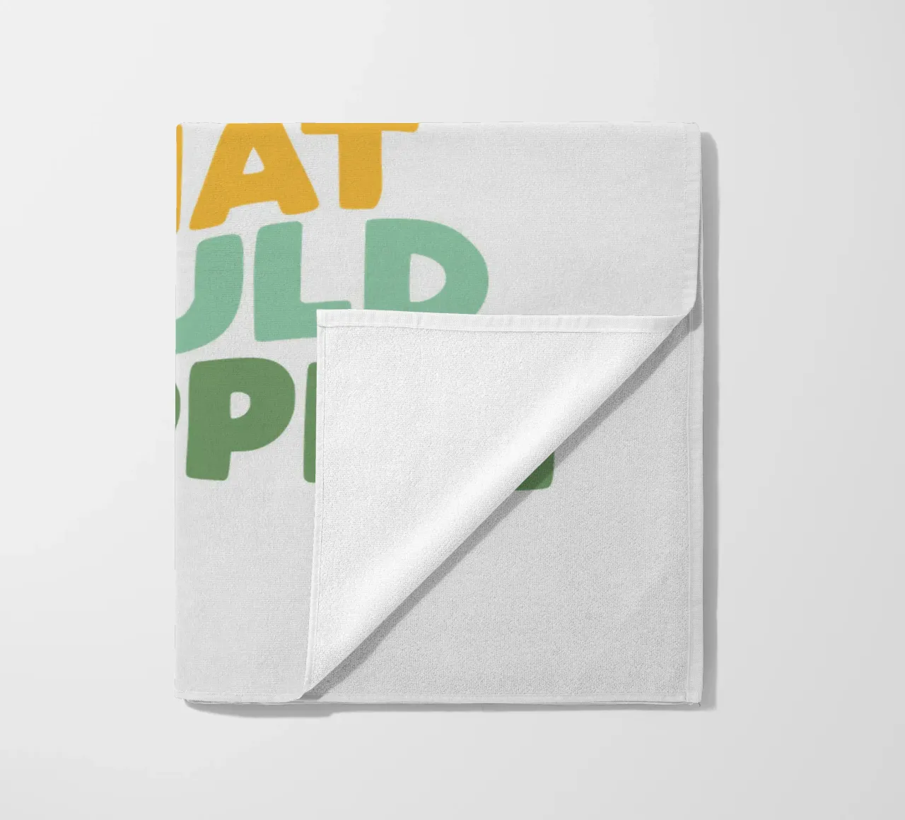 Qual è il meglio che possa accadere Design tipografico colorato telo mare da THE MOTIVATED TYPE