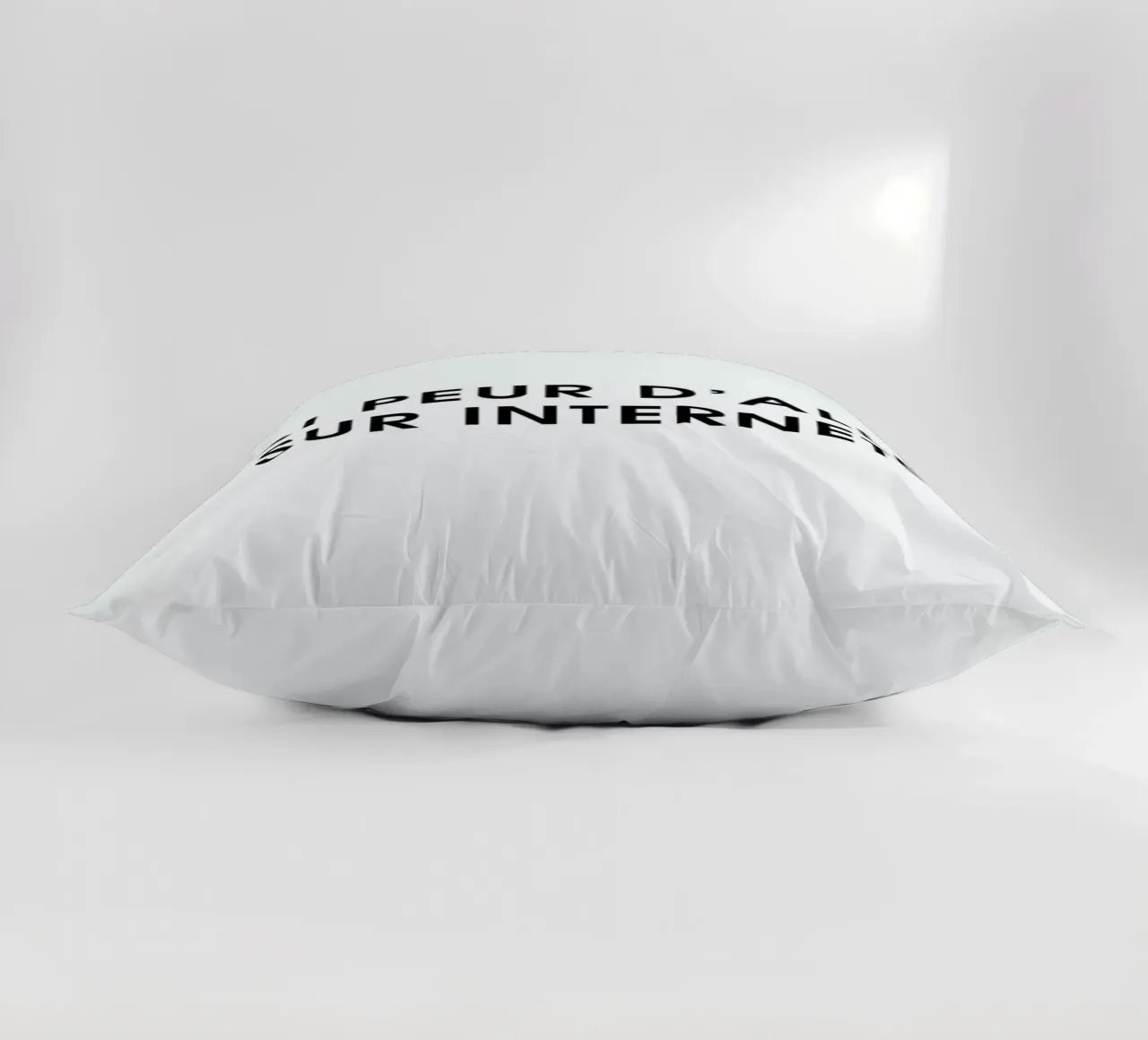 J'ai peur d'aller sur Internet - White cuscino da Intertitres