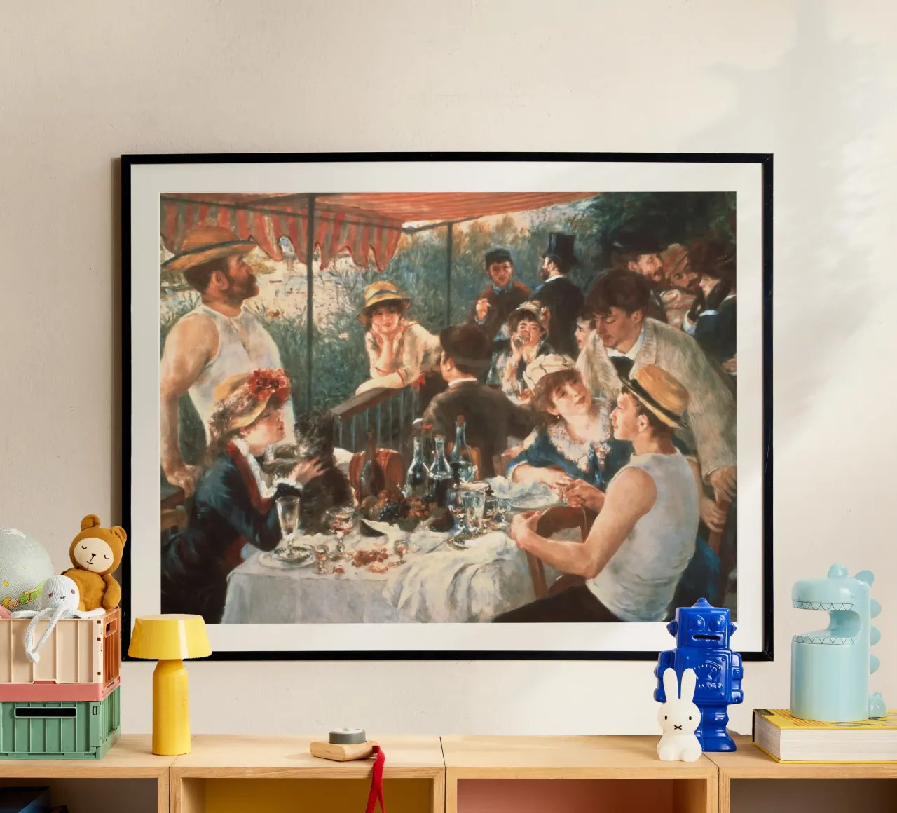 Renoir - Il pranzo dei barcaioli poster con telaio in legno da ARTOTHEK