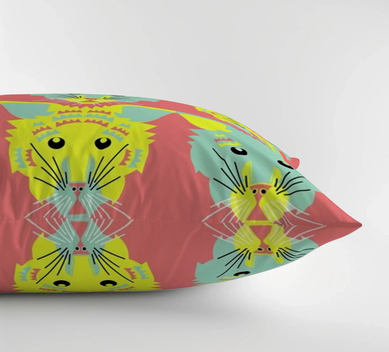 Litters of Kitten cuscino da Gareth Pollock Design