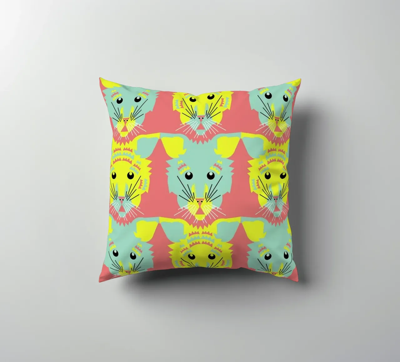Litters of Kitten cuscino da Gareth Pollock Design