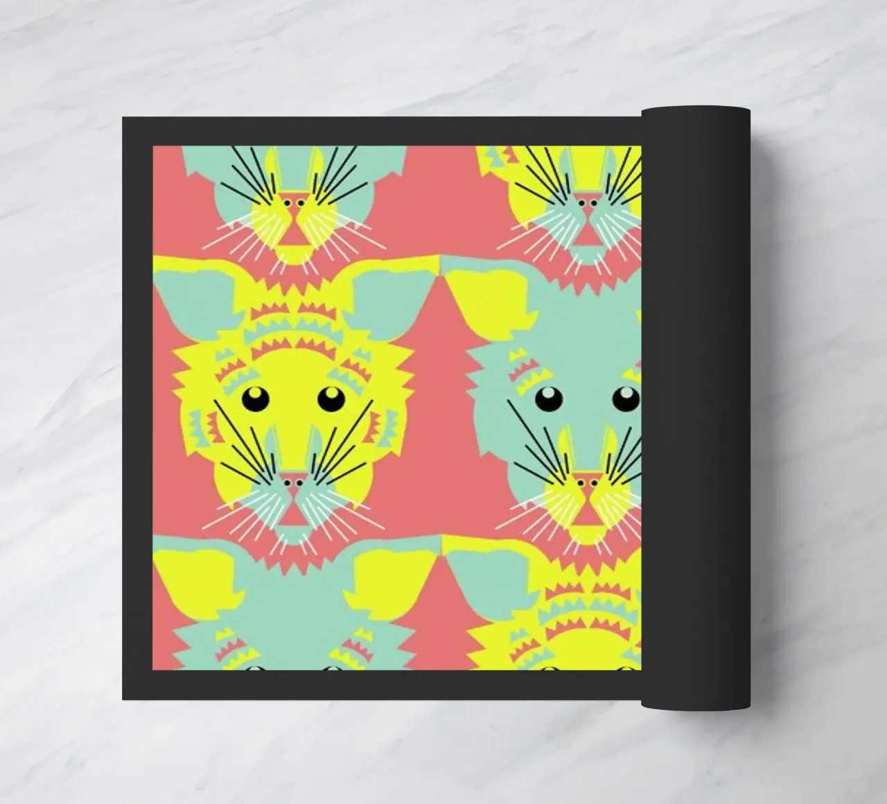 Litters of Kitten felpudo de Gareth Pollock Design