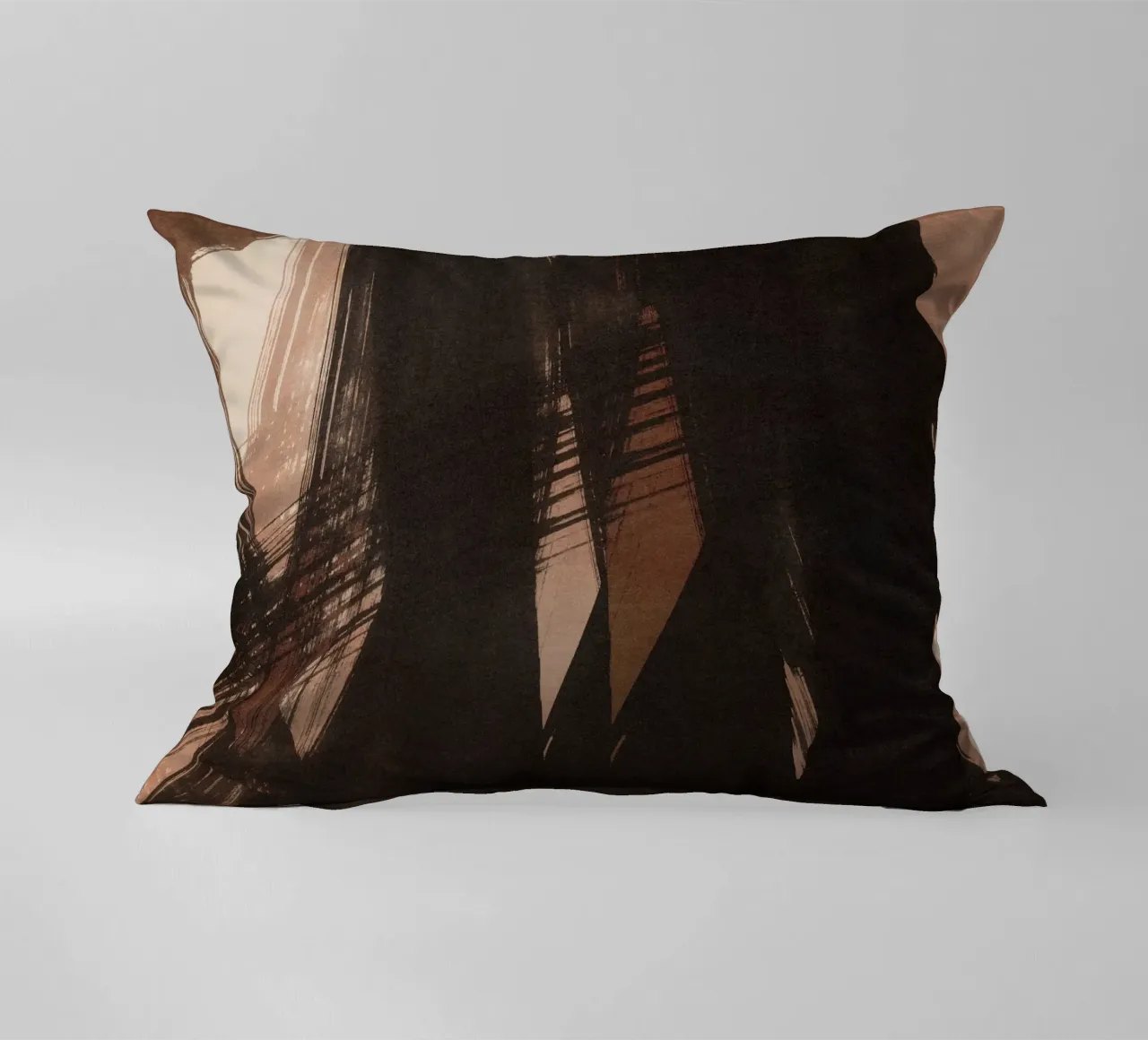Expressive Brushstrokes 1 cuscino da IRIS LEHNHARDT FINE ART
