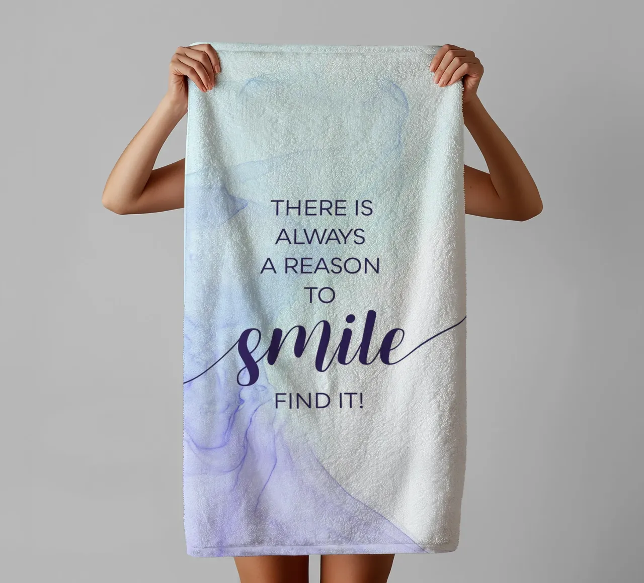 THERE IS ALWAYS A REASON TO SMILE | floating colors asciugamano da bagno da Melanie Viola