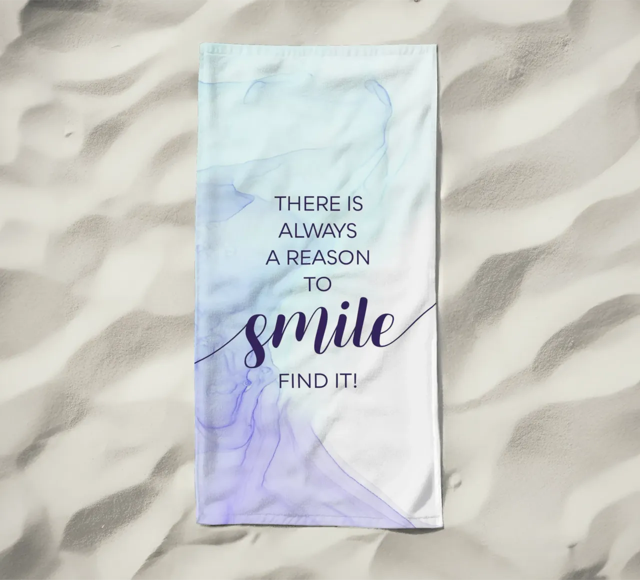 THERE IS ALWAYS A REASON TO SMILE | floating colors strandhanddoek van Melanie Viola