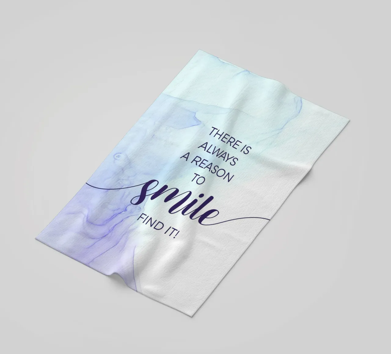 THERE IS ALWAYS A REASON TO SMILE | floating colors strandhanddoek van Melanie Viola