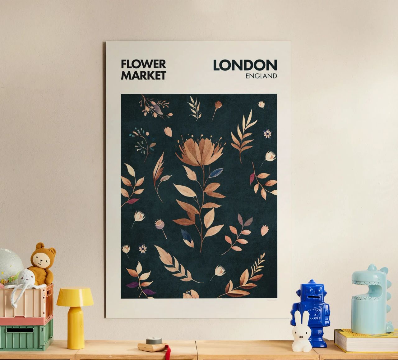 Emel Tunaboylu - Flower Market London forex plate by The Artcircle