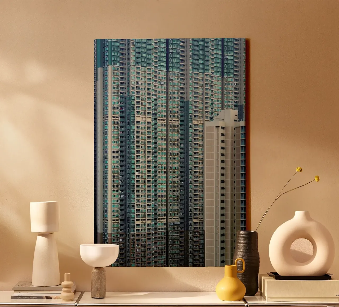 Propinquity Hong Kong 7 tela con Cornice a cassetta da Simon Butterworth