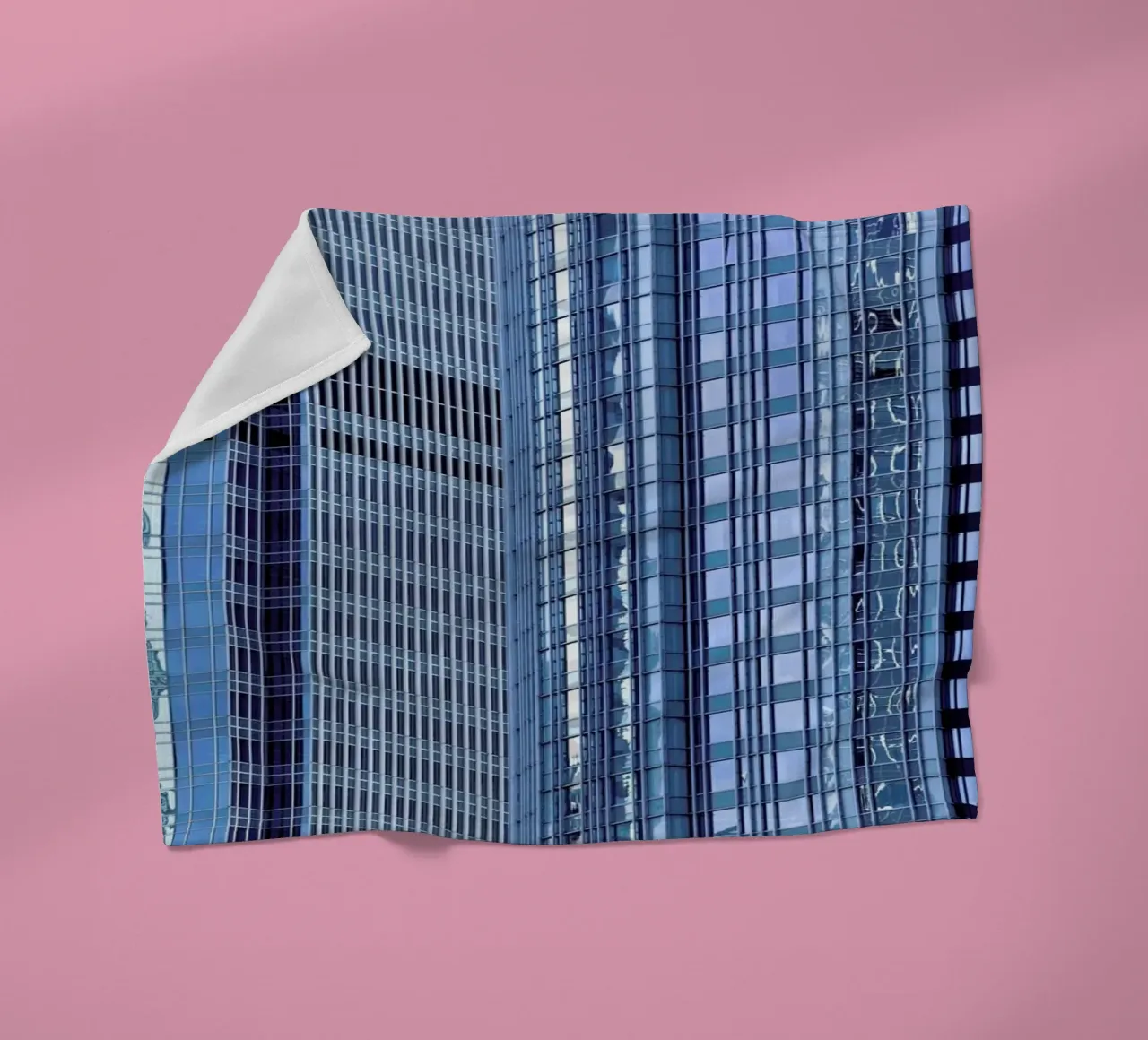 Façade. Hong Kong coperta in pile da Simon Butterworth