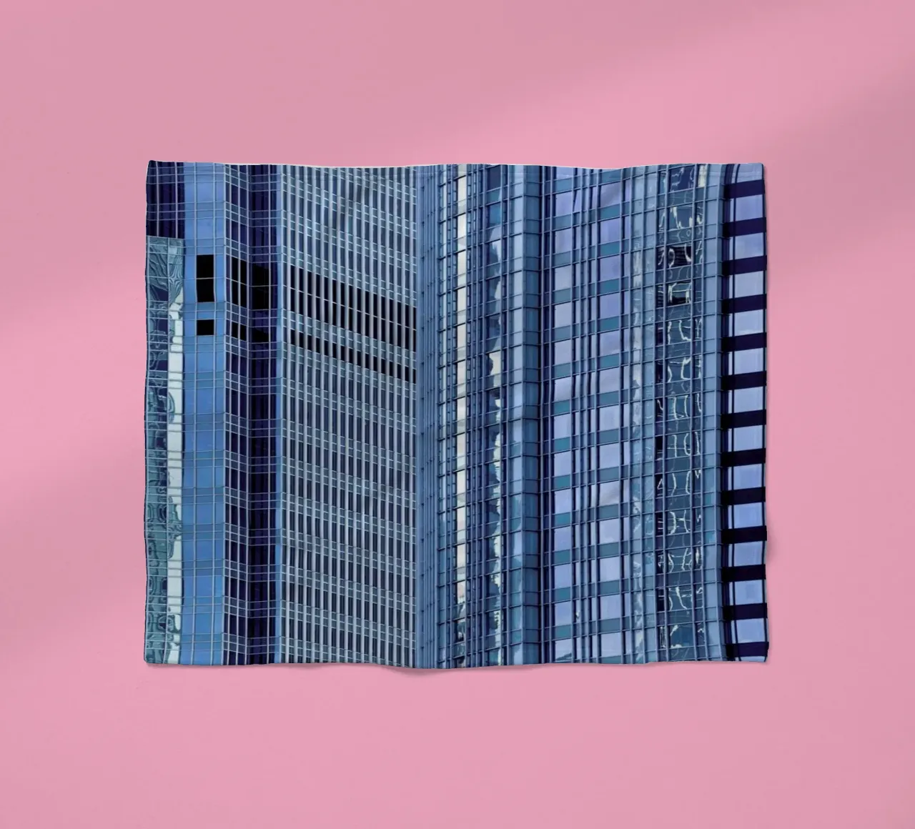 Façade. Hong Kong coperta in pile da Simon Butterworth