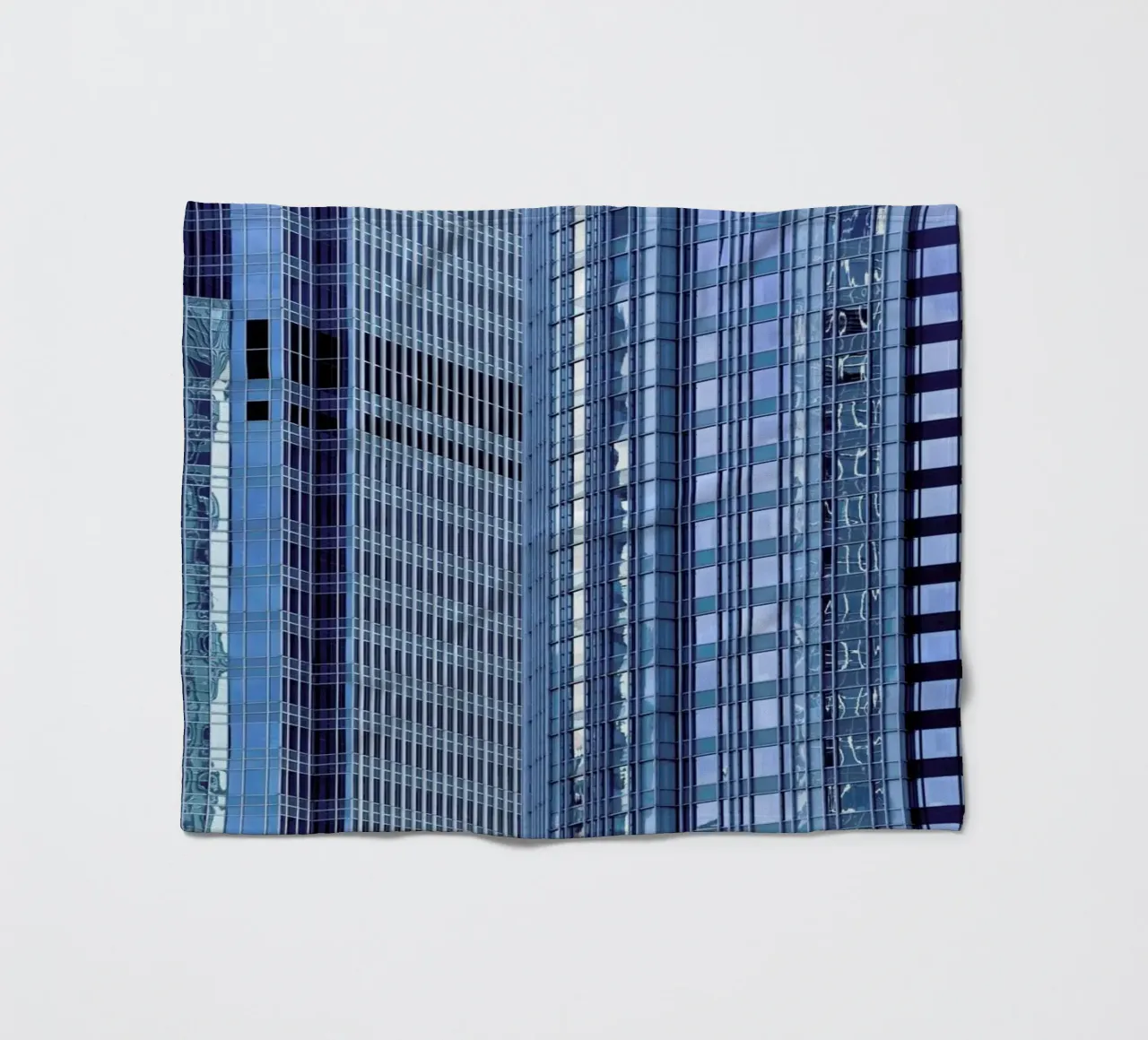 Façade. Hong Kong coperta in pile da Simon Butterworth