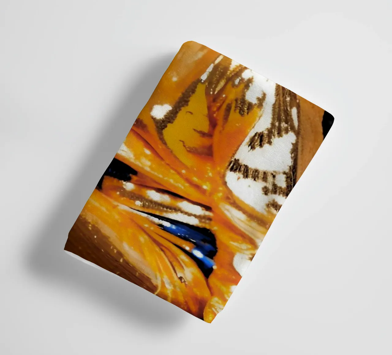 Astro Remix asciugamano da bagno da ICONICA Art Studio