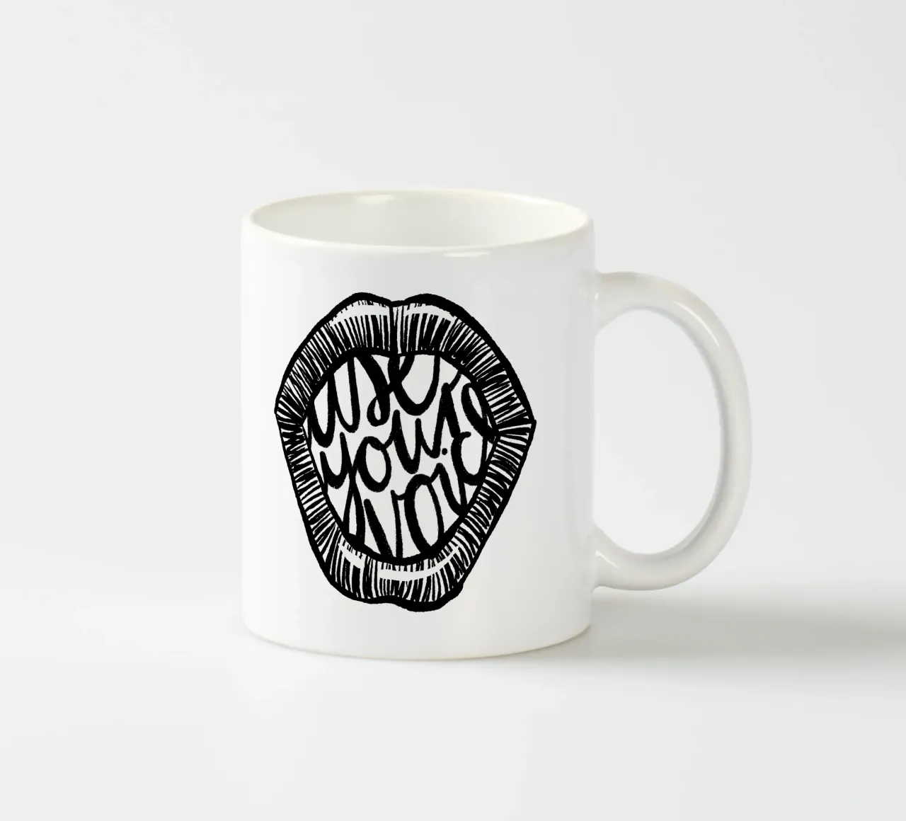 Use your voice | black & white tazza in ceramica da modeern