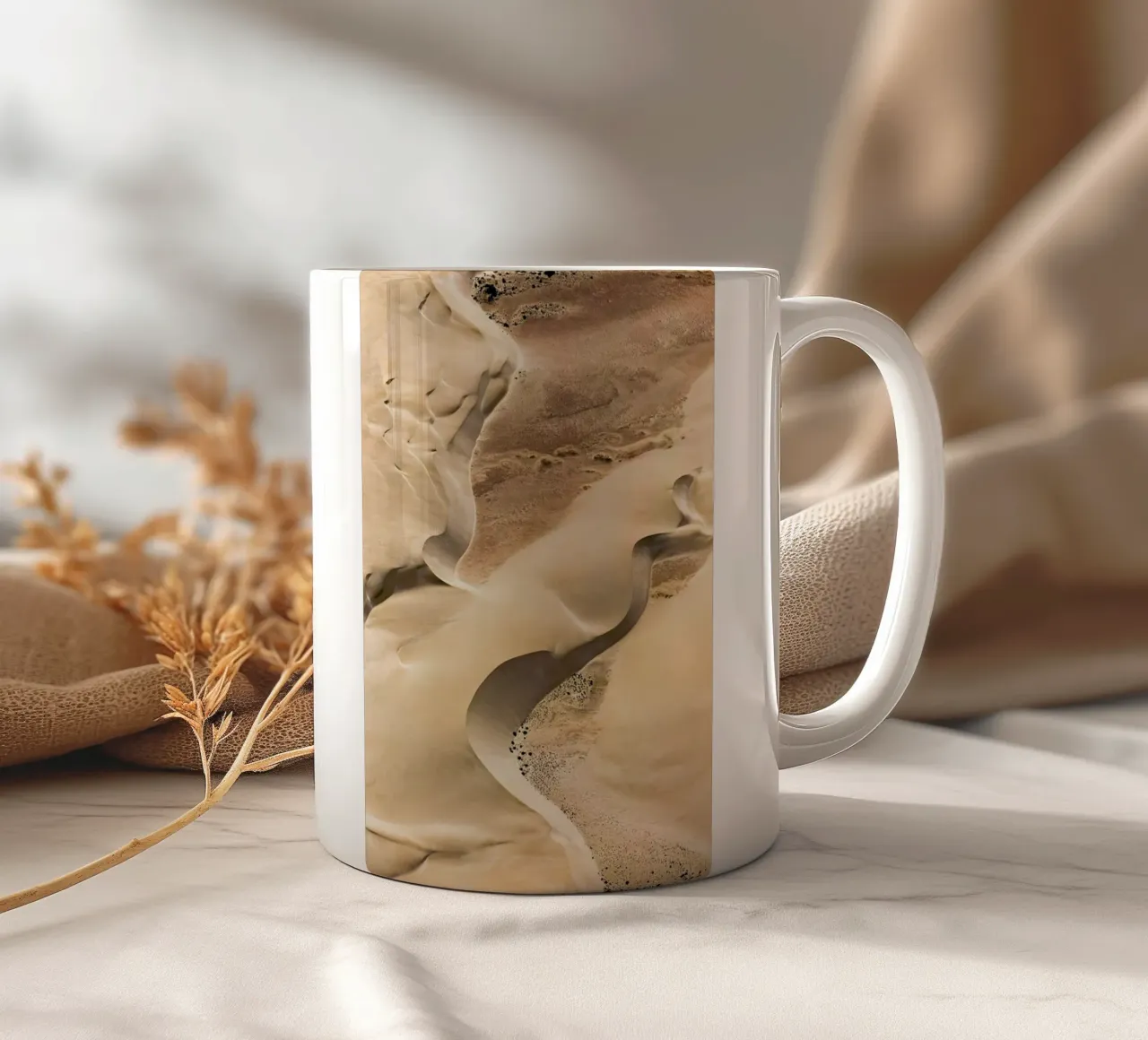 Shark Bay 1 tazza in ceramica da Simon Butterworth