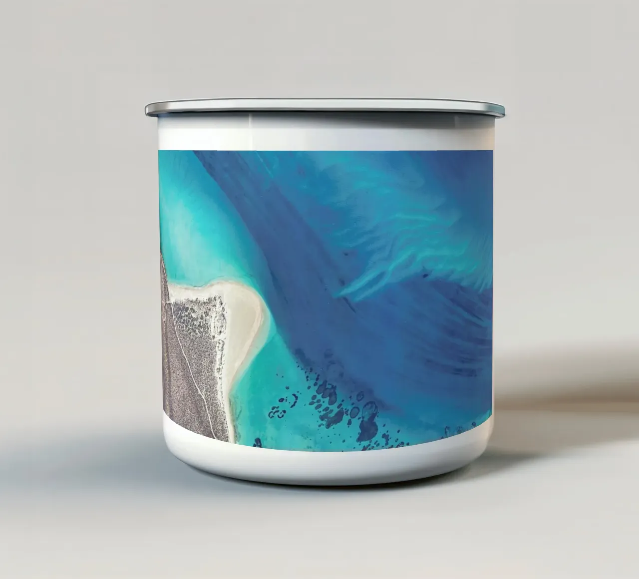 Shark Bay 5 tazza in smalto da Simon Butterworth