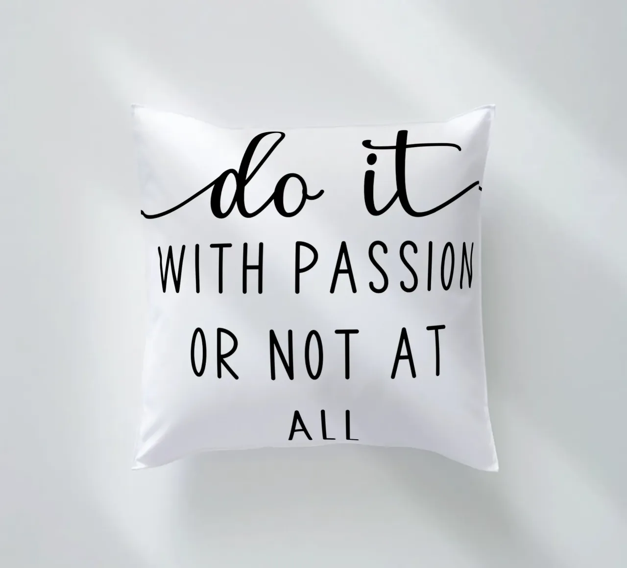 Do it With Passion or Not at All Motivational cuscino da Shark Printables