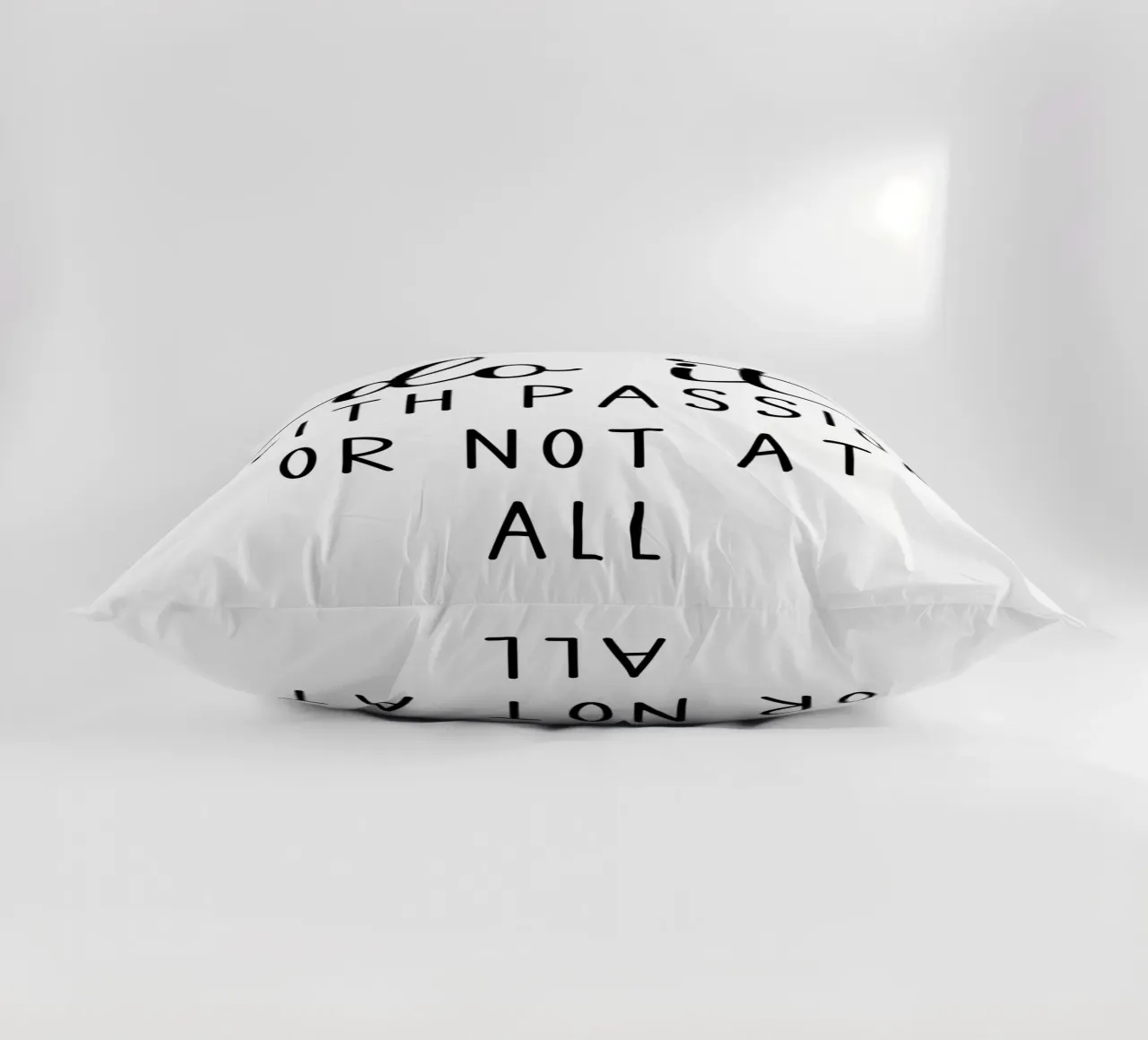 Do it With Passion or Not at All Motivational cuscino da Shark Printables