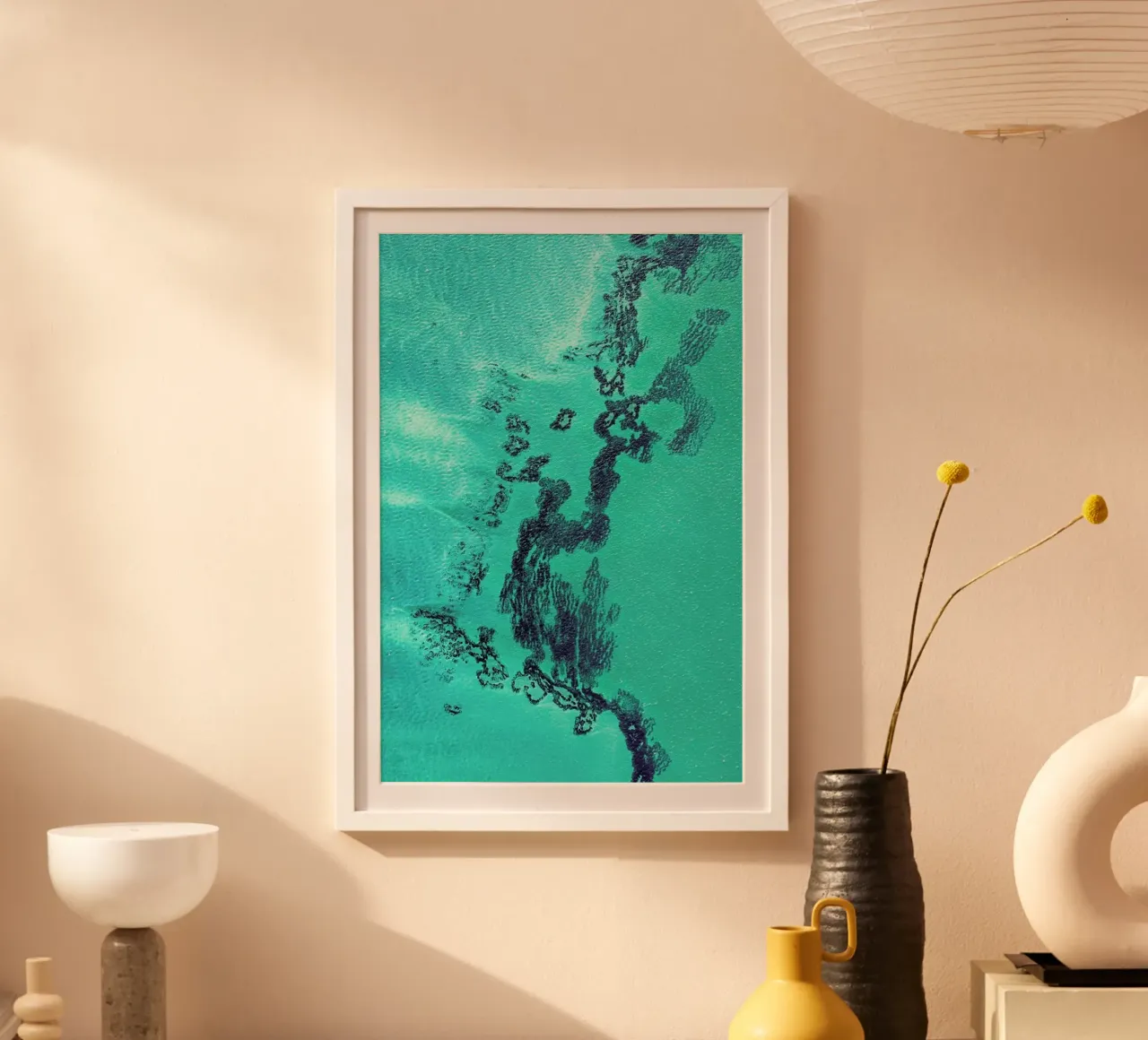 Shark Bay 13 poster con telaio in plastica da Simon Butterworth