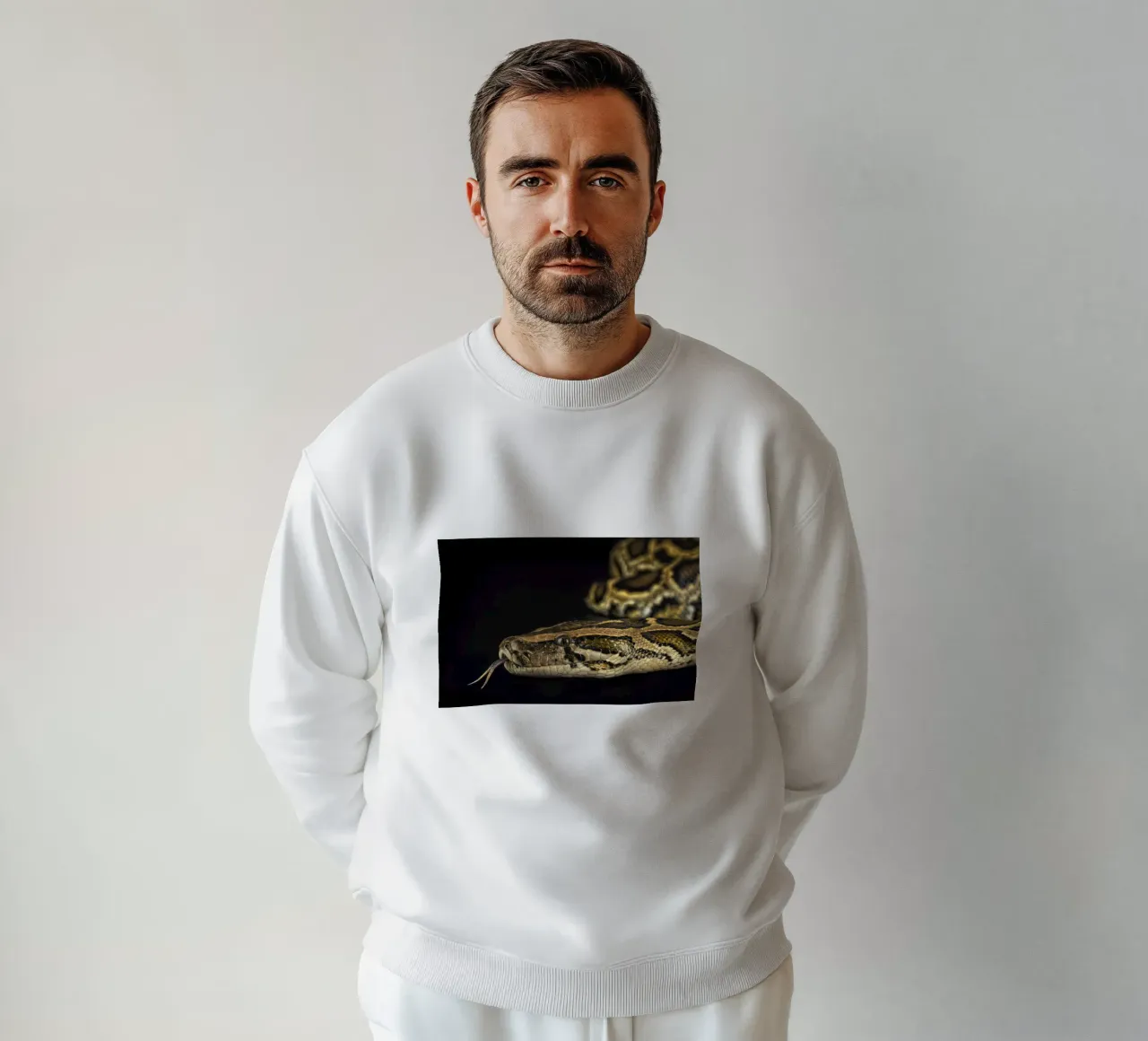 Photo de Python sweat de Curious Collections by Marielle Leenders