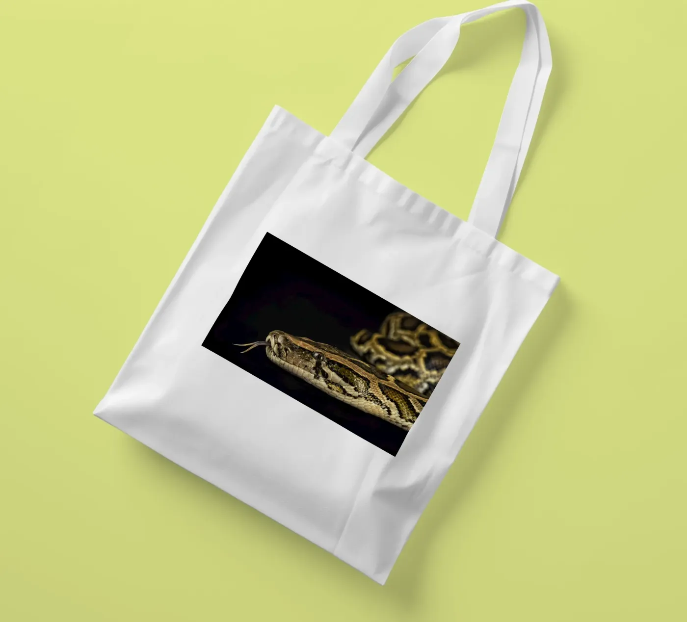 Pitone Immagine di testa borsa in juta da Curious Collections by Marielle Leenders