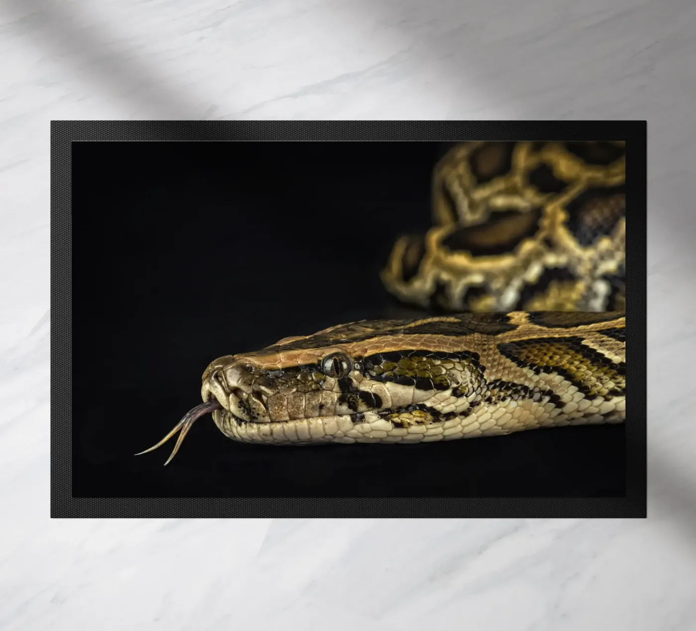 Python Headshot deurmat van Curious Collections by Marielle Leenders