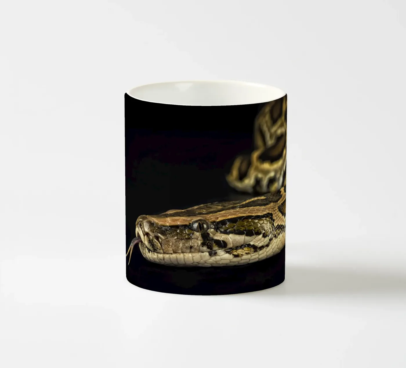 Python Headshot Keramik Tasse von Curious Collections by Marielle Leenders