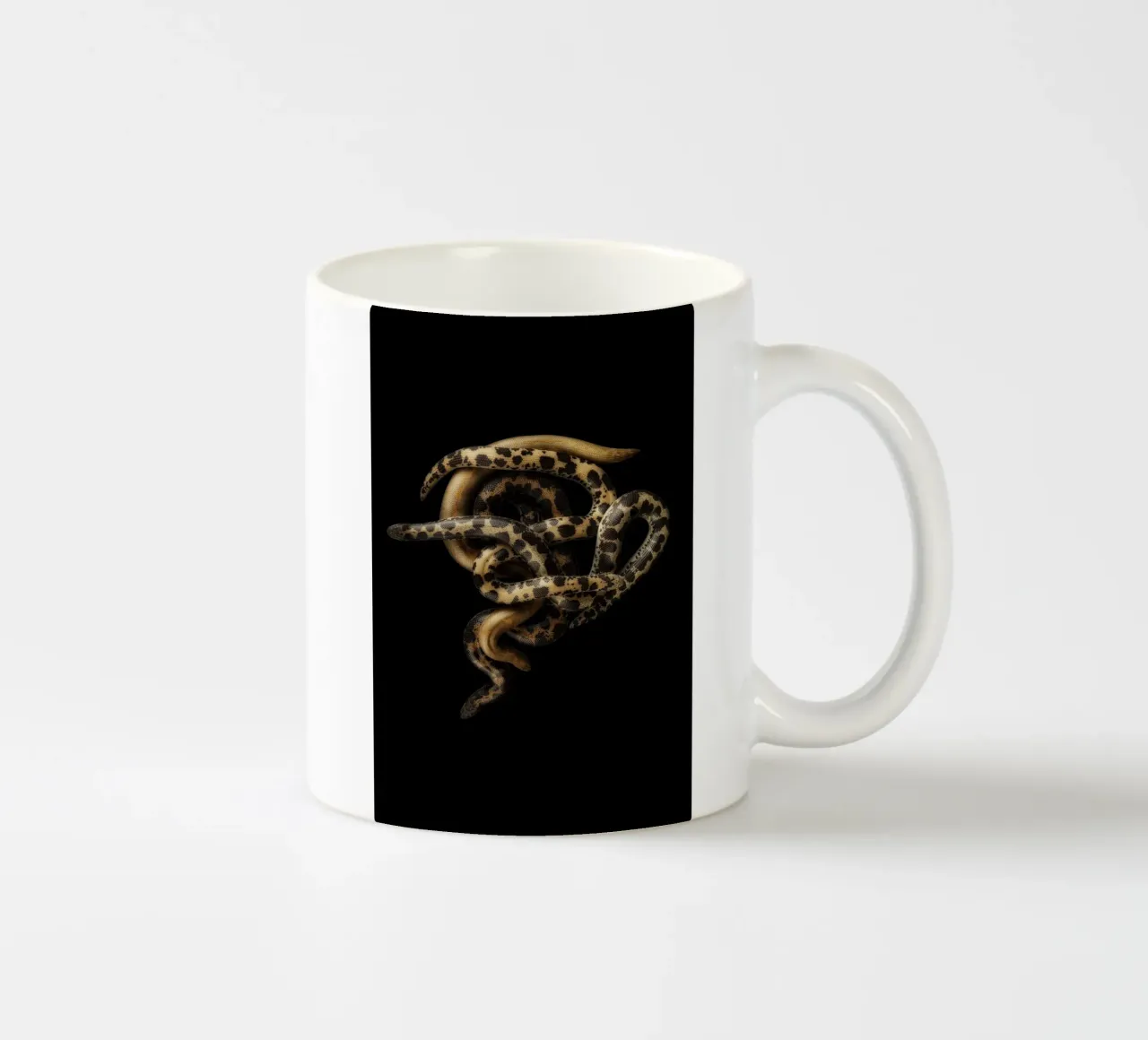 Serpenti striscianti tazza in ceramica da Curious Collections by Marielle Leenders