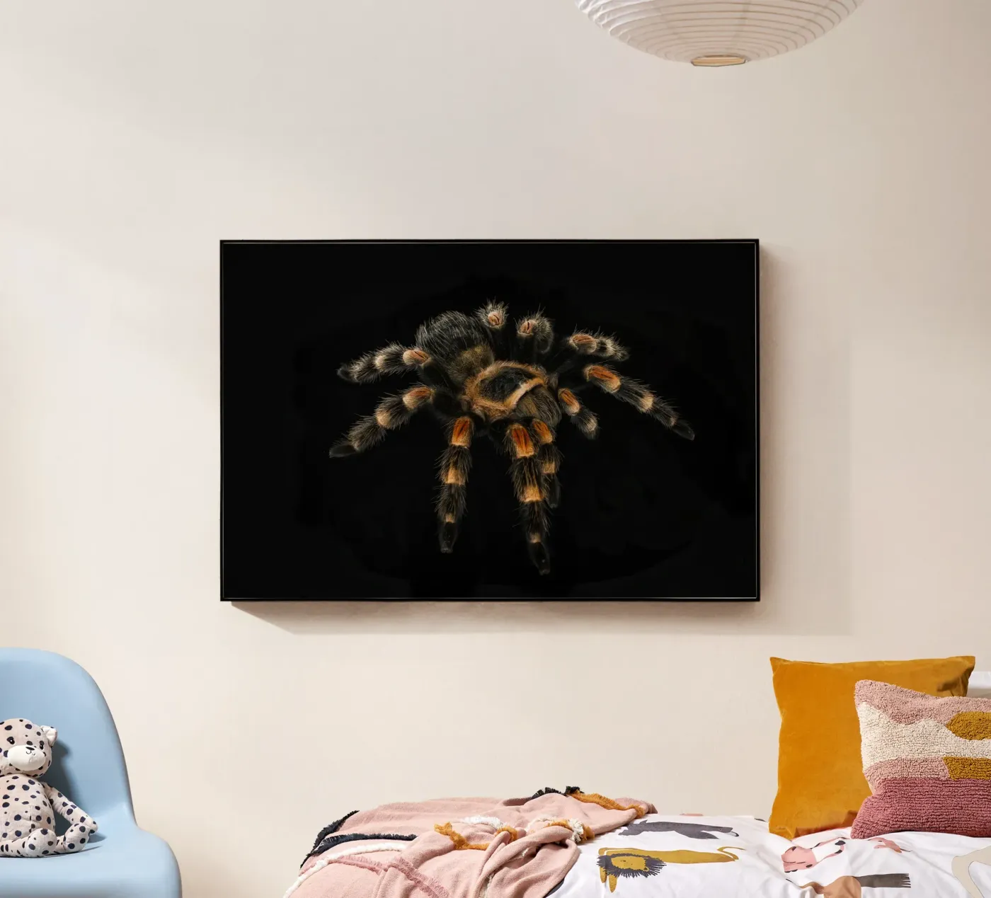 Tarantula acryl van Curious Collections by Marielle Leenders