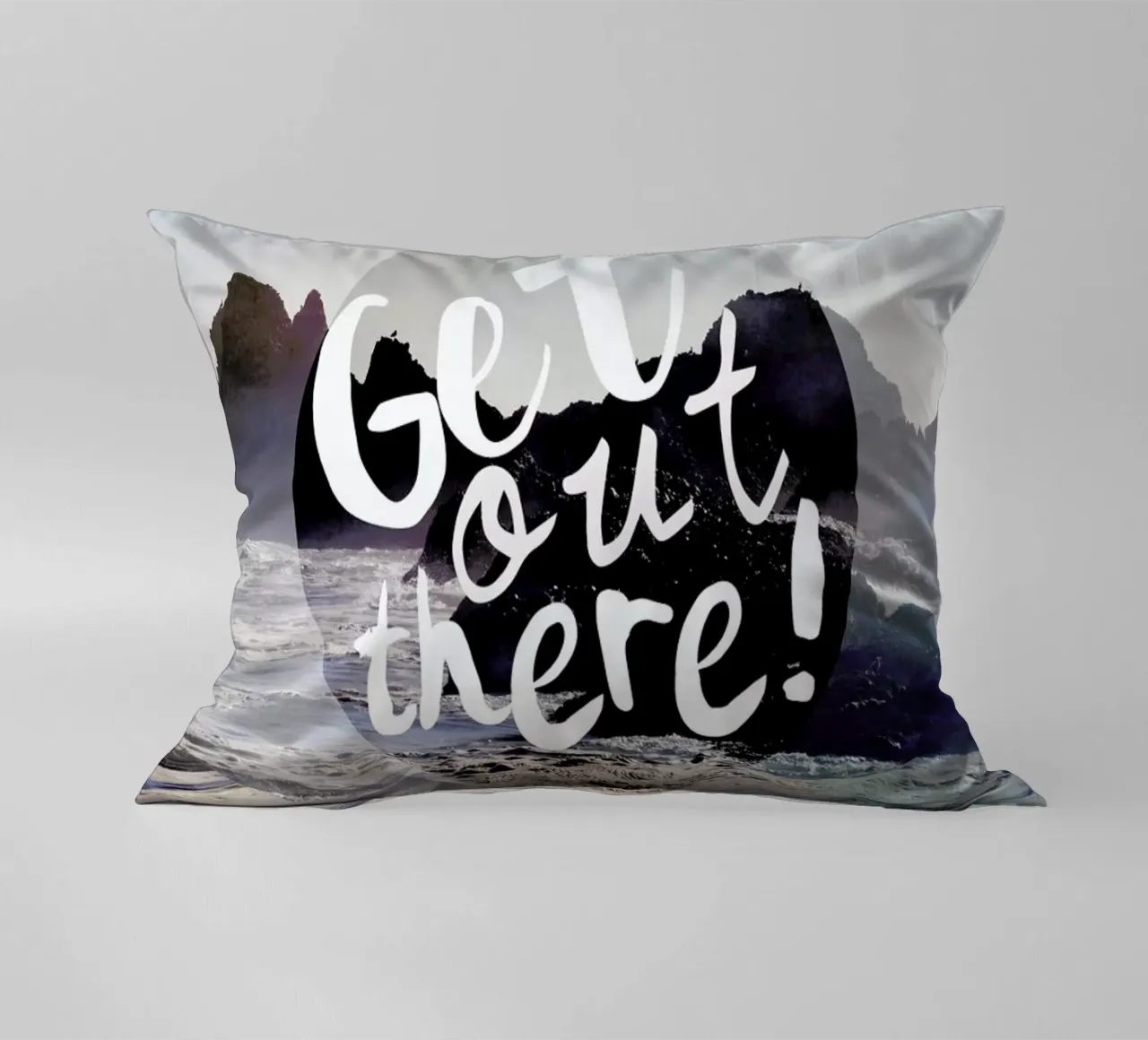 Get Out There cuscino da Robin Delean