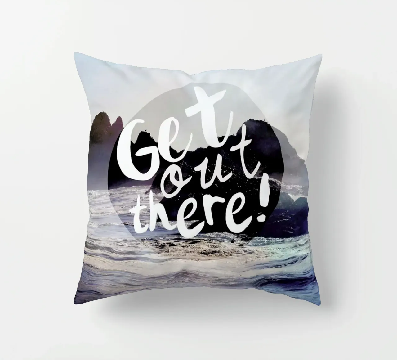 Get Out There cuscino da Robin Delean