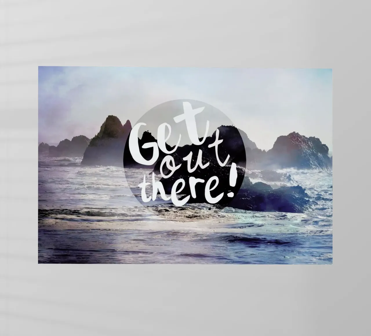 Get Out There pellicola backlit da Robin Delean