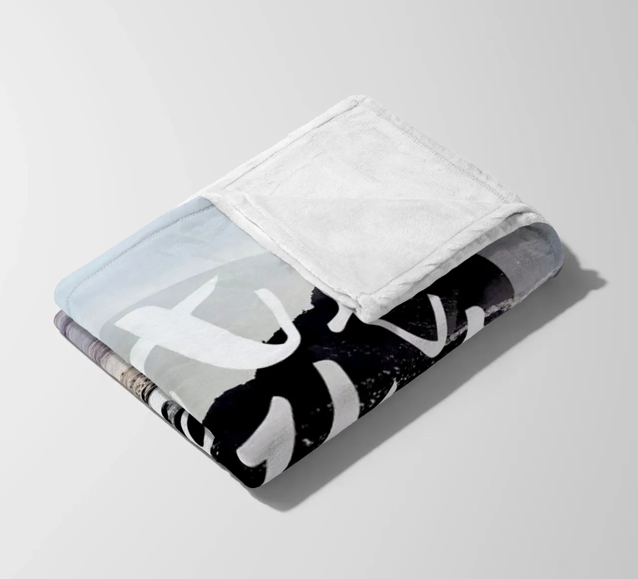 Get Out There coperta in pile da Robin Delean