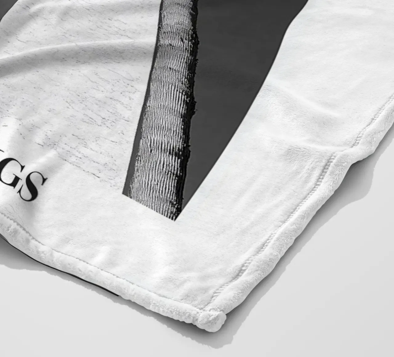 Rametti di palme in bianco e nero coperta in pile da Carinaprint