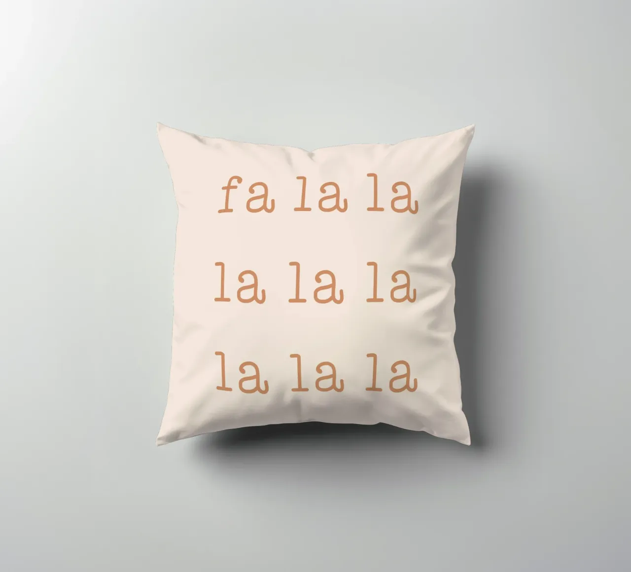 Blush Fa La La cuscino da Orara Studio