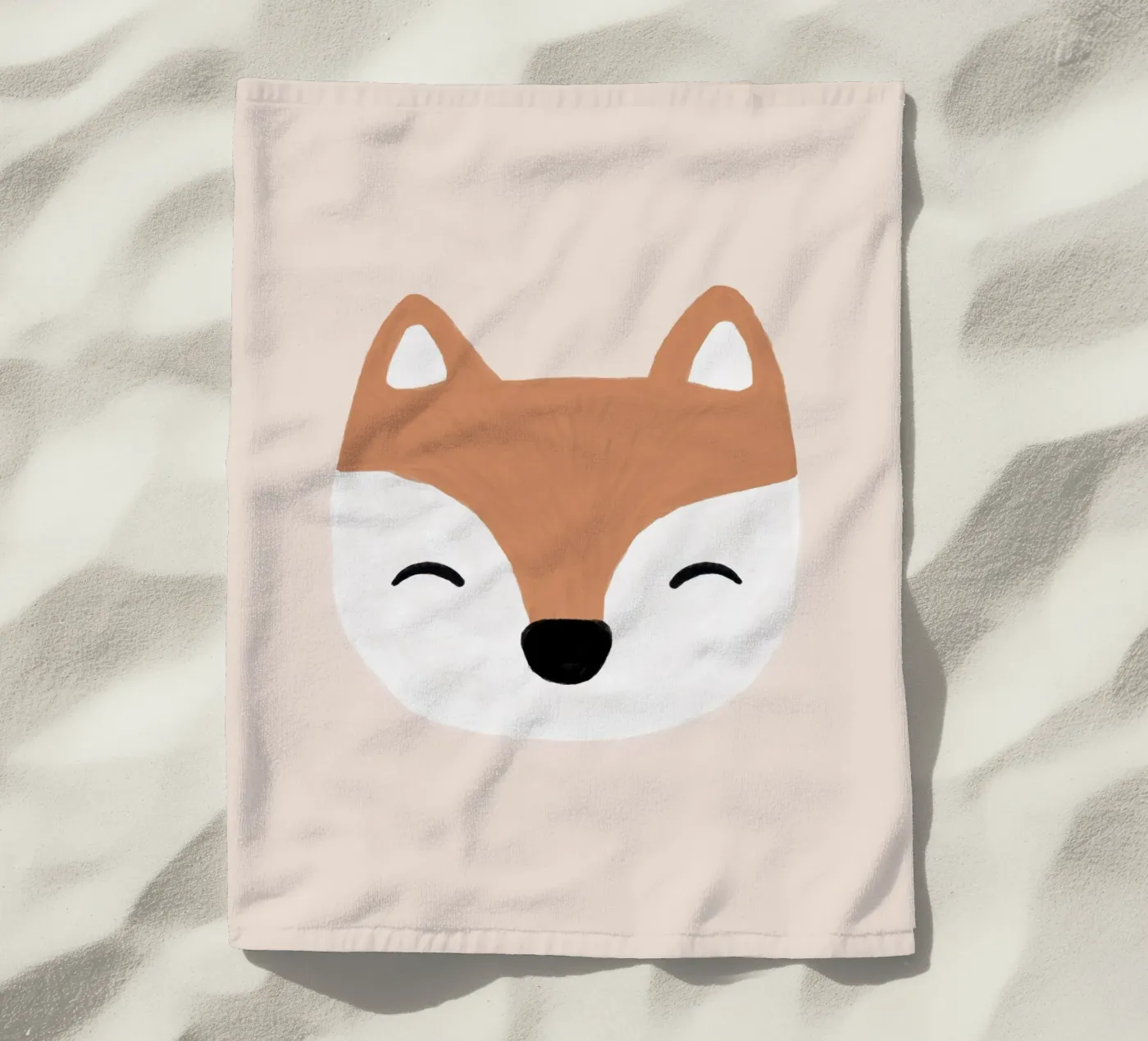 Blush Fox Strandtuch von Orara Studio