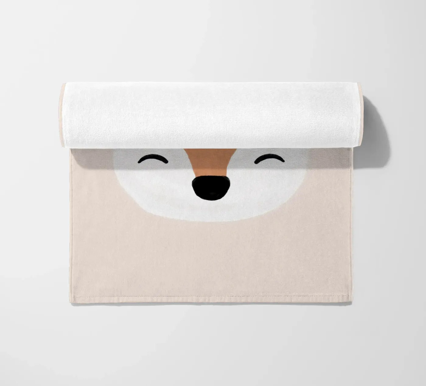 Blush Fox Strandtuch von Orara Studio