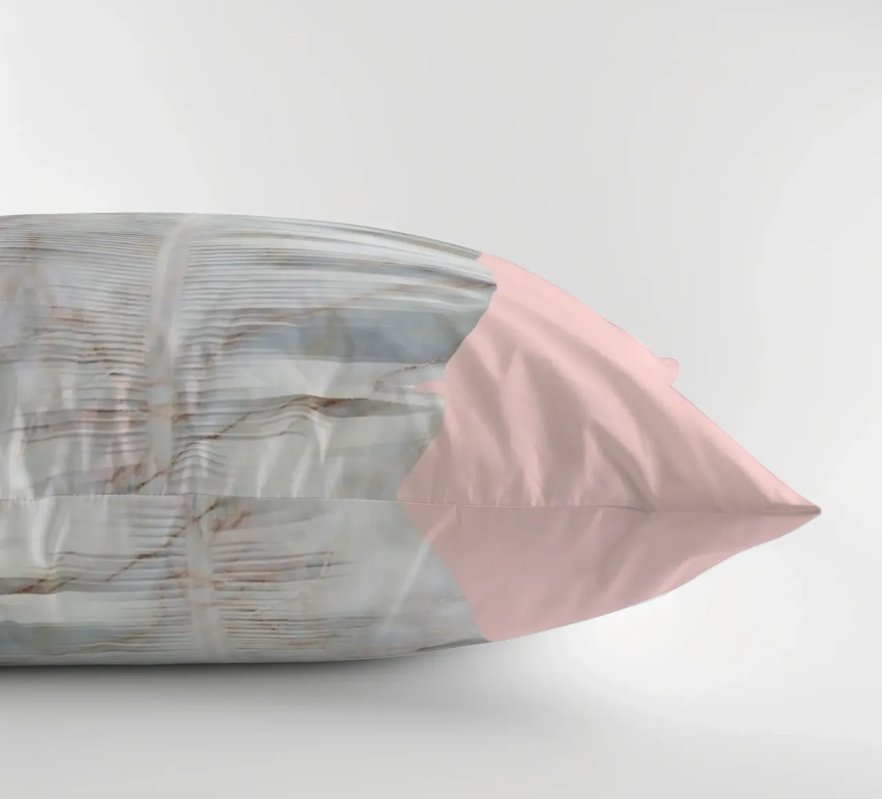 Foglia di marmo di banana su parete rosa cuscino da amini54