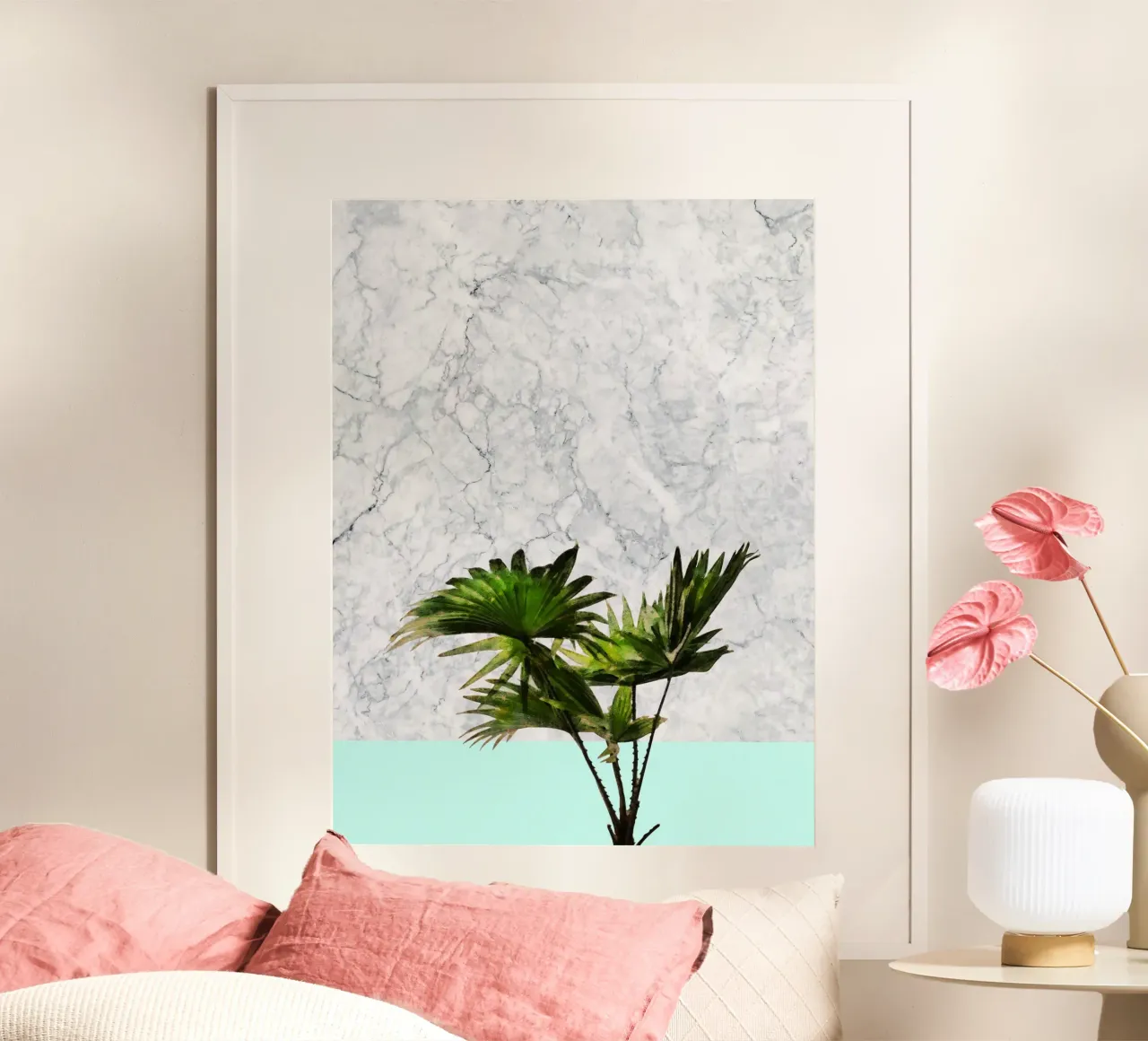 Pianta di palma su marmo bianco e parete verde acqua poster da amini54